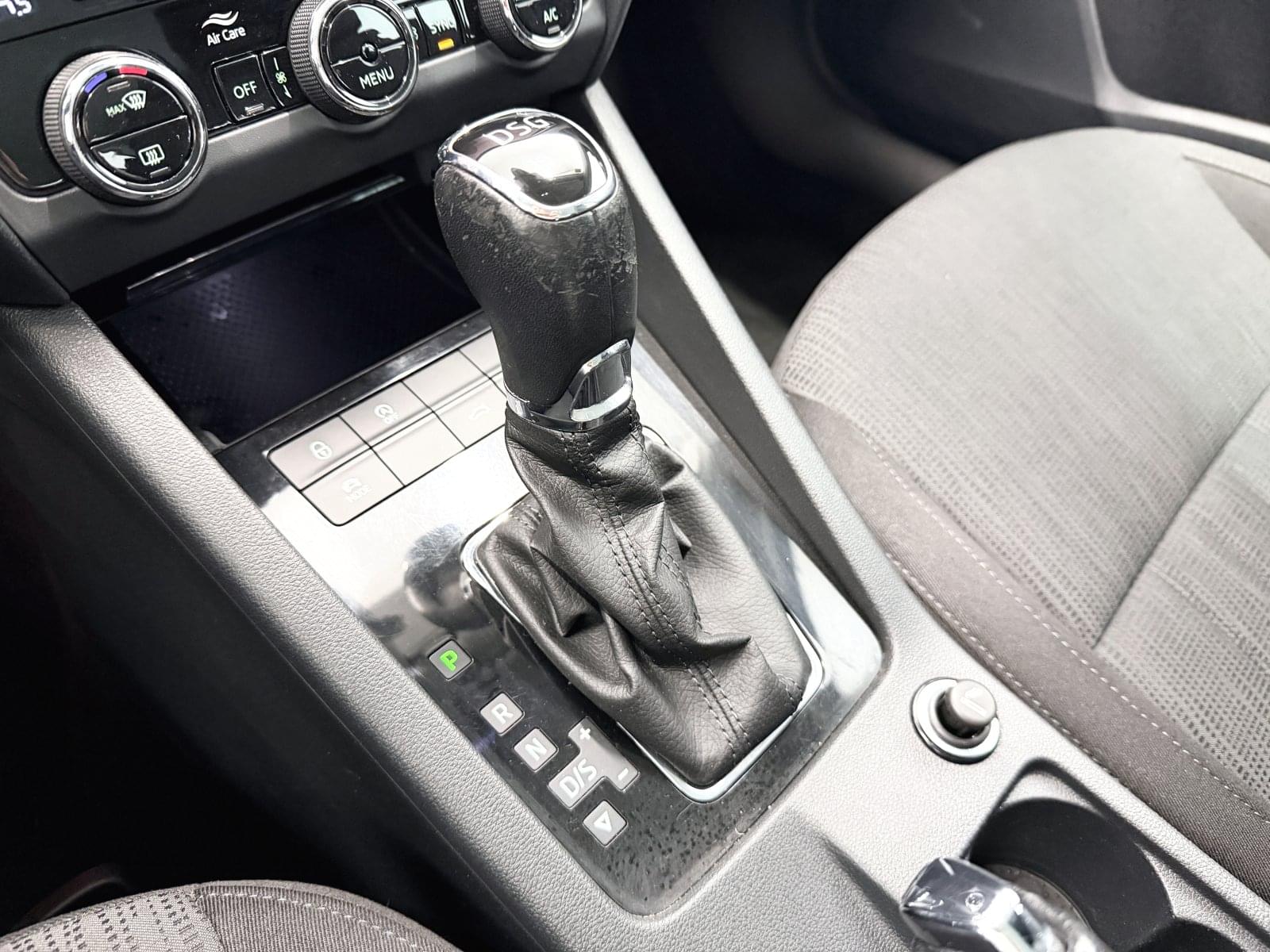 SKODA OCTAVIA COMBI 1.5 TSI DSG STYLE  150CV 37 