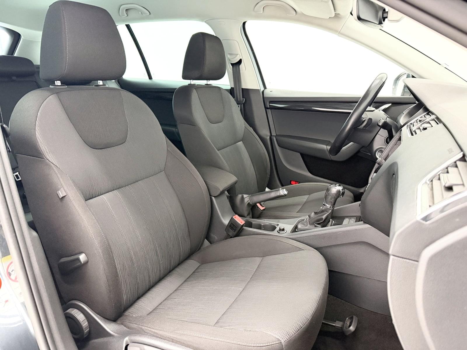 SKODA OCTAVIA COMBI 1.5 TSI DSG STYLE  150CV 41 