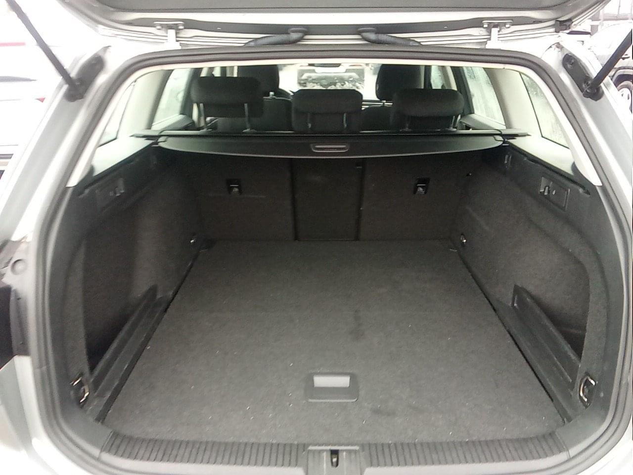 VOLKSWAGEN PASSAT VARIANT BUSINESS 2.0 TDI 122CV DSG 4 