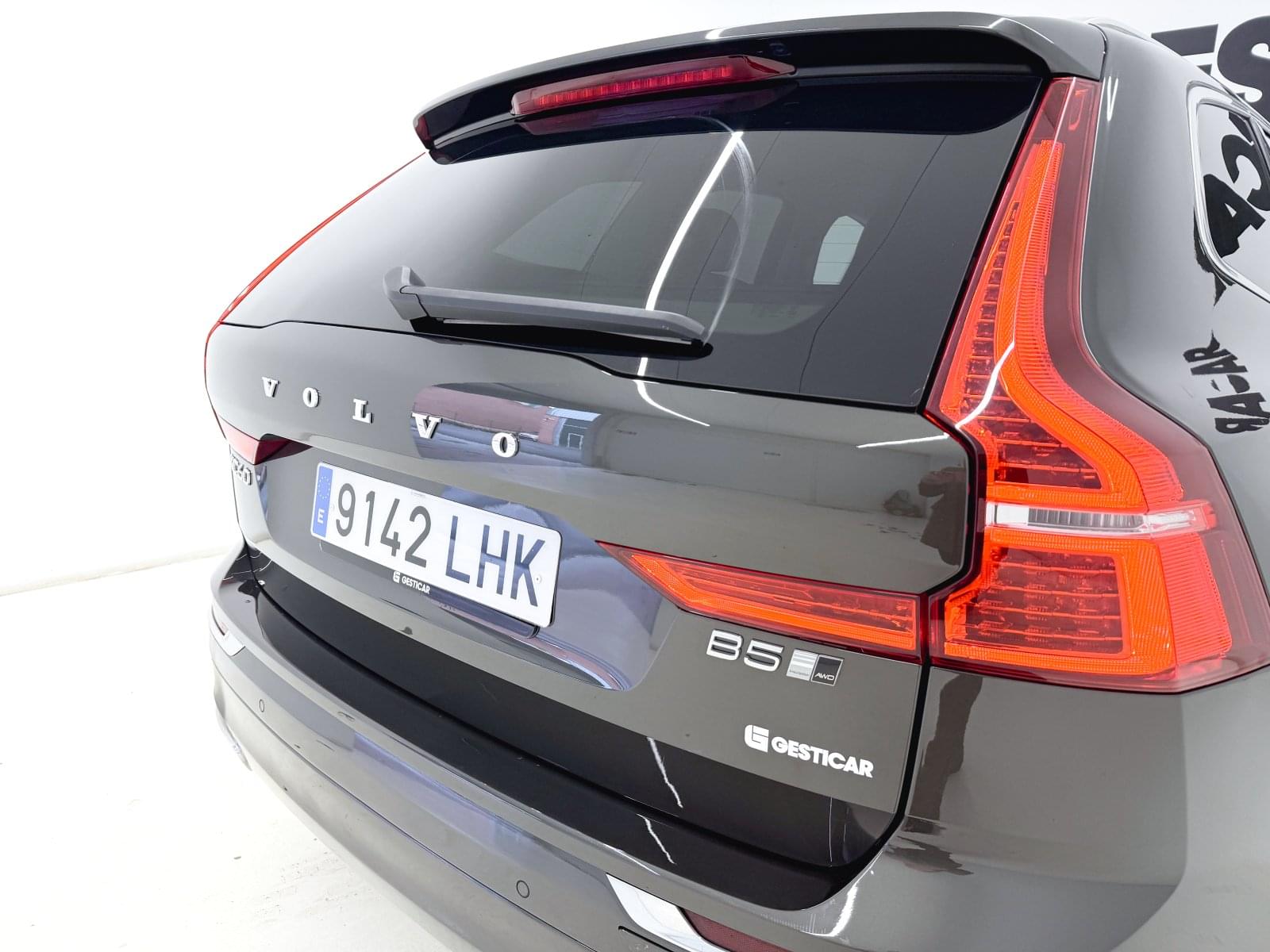 VOLVO XC60 2.0 B5 G AWD INSCRIPTION AUTO  250CV 18 