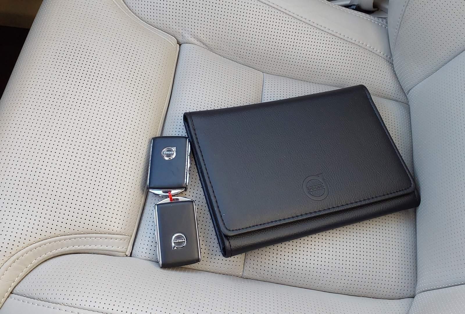 VOLVO XC60 2.0 B5 G AWD INSCRIPTION AUTO  250CV 9 