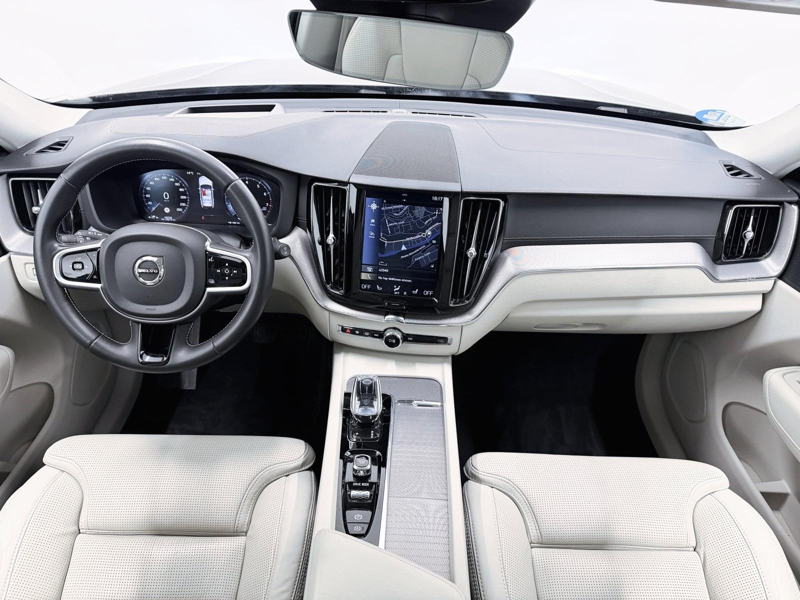 VOLVO XC60 2.0 B5 G AWD INSCRIPTION AUTO  250CV 28 