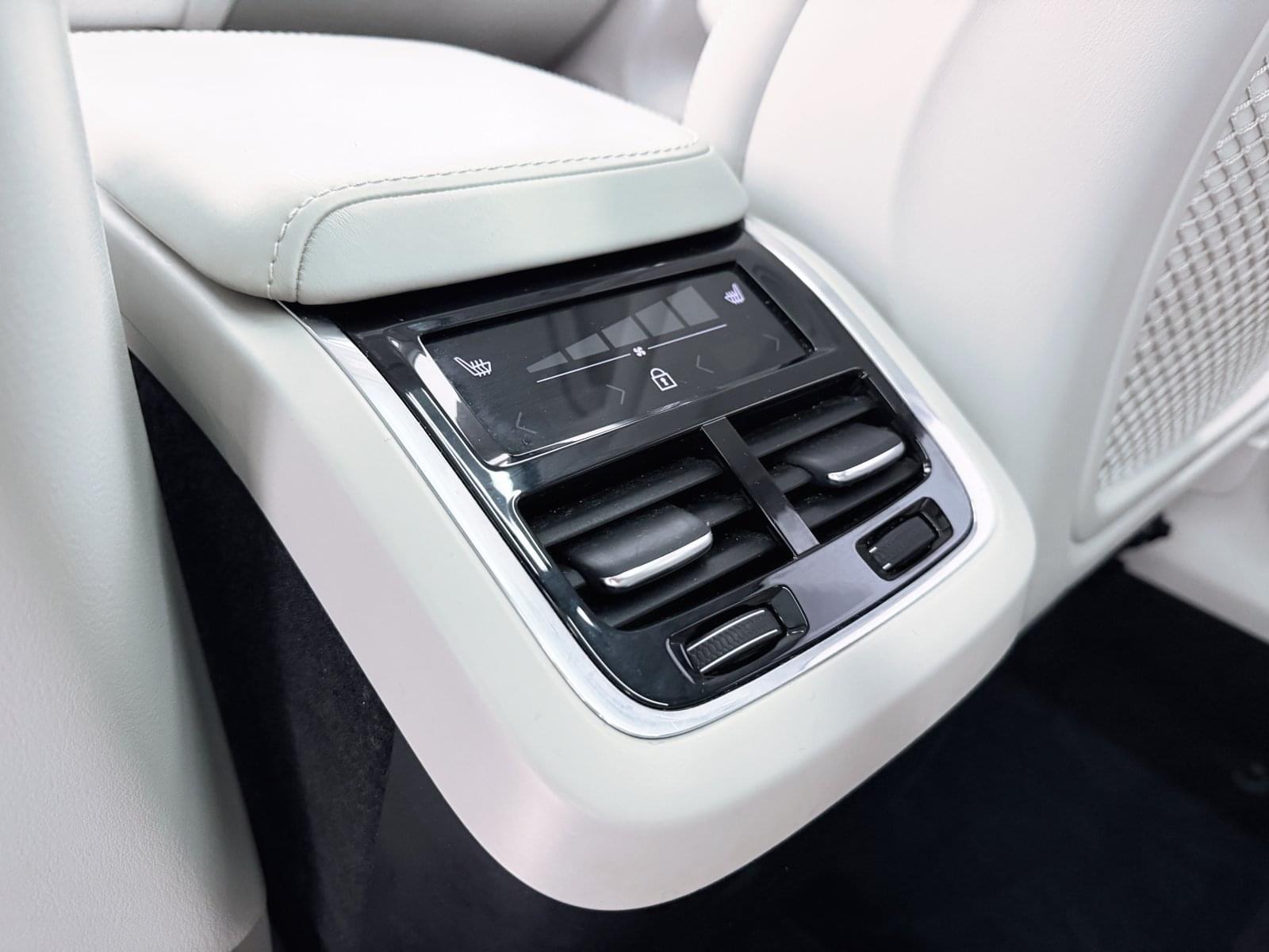 VOLVO XC60 2.0 B5 G AWD INSCRIPTION AUTO  250CV 42 