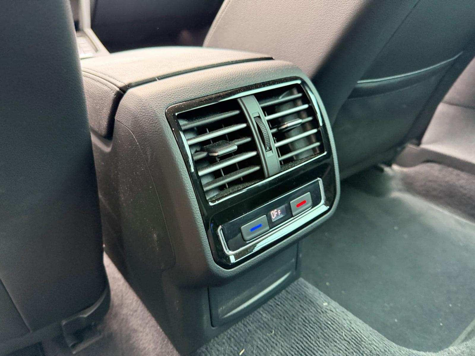 VOLKSWAGEN PASSAT SPORT 2.0 TDI 110KW (150CV) VARIANT 14