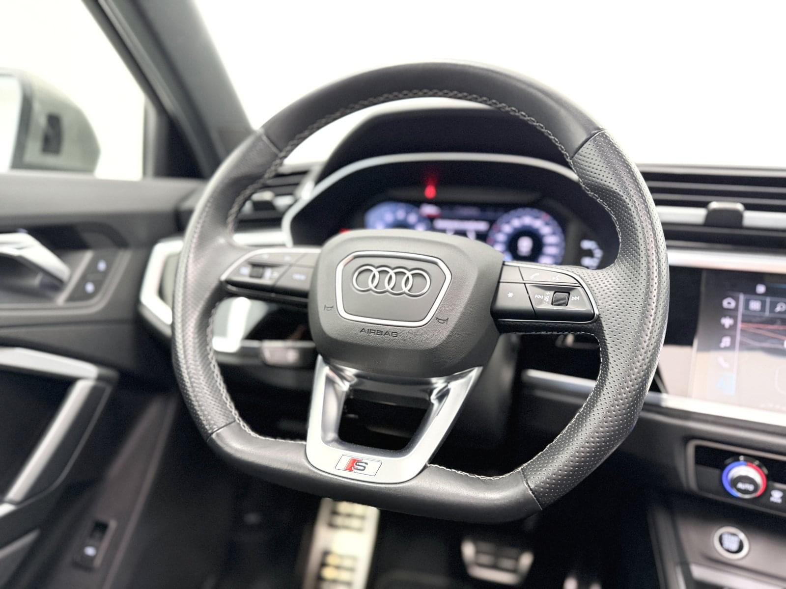 AUDI Q3 S LINE 35 TFSI S TRONIC 150CV 31