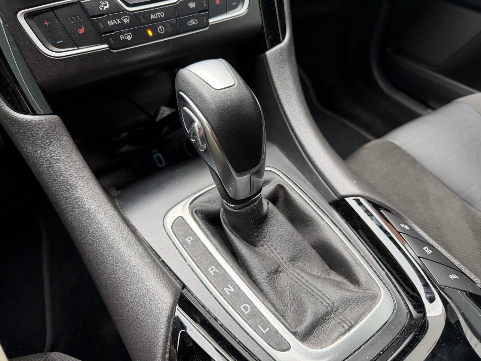 FORD MONDEO 2.0 HIBRIDO ST-LINE HEV AT SB 187CV 12