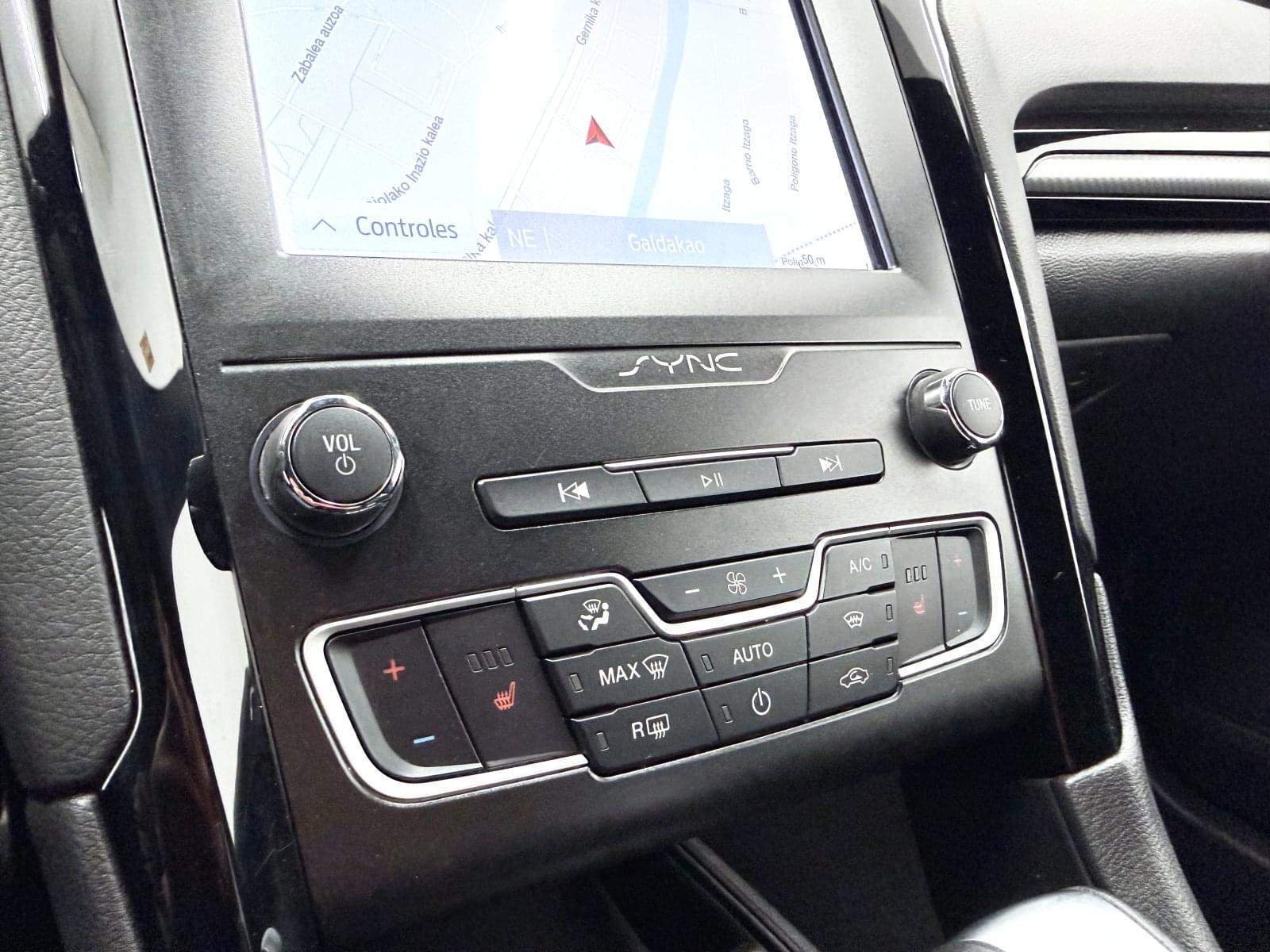 FORD MONDEO 2.0 HIBRIDO  ST-LINE HEV AT SB 187CV 38 