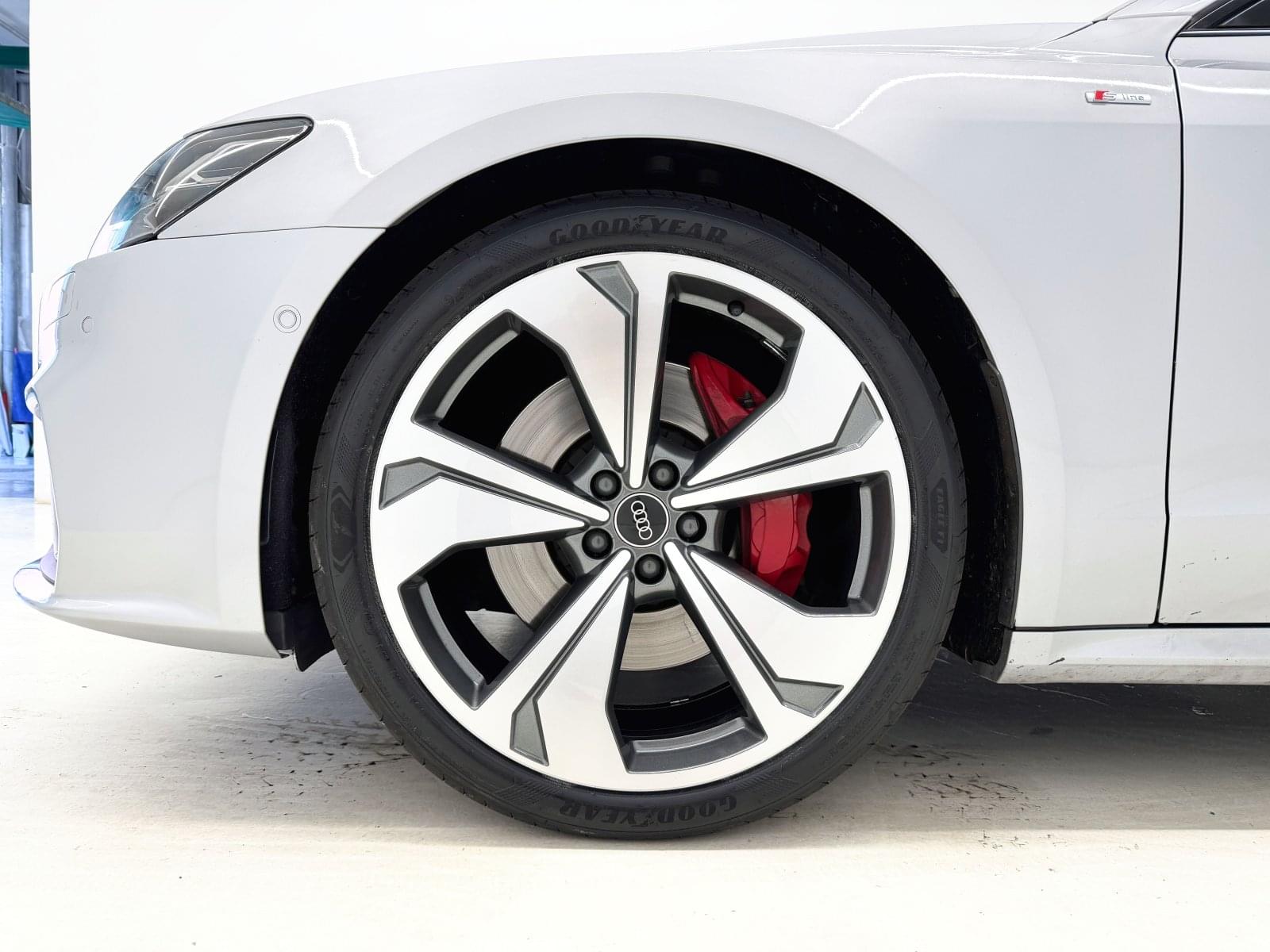 AUDI A7 SPORTBACK COMPETITION 55 TFSIe 22 