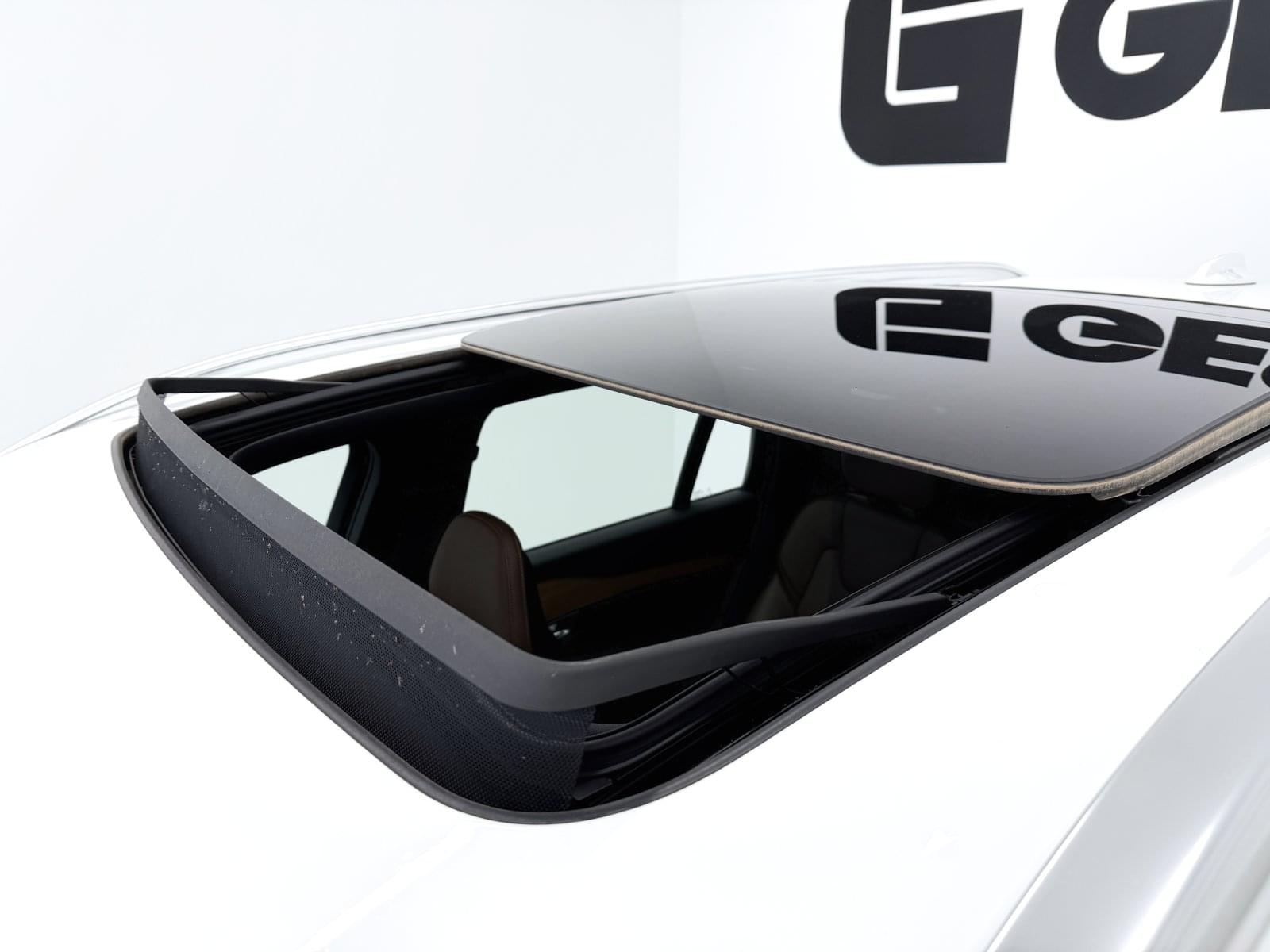 VOLVO XC90 2.0 B5 G AWD MOMENTUM AUTO 250CV 7 