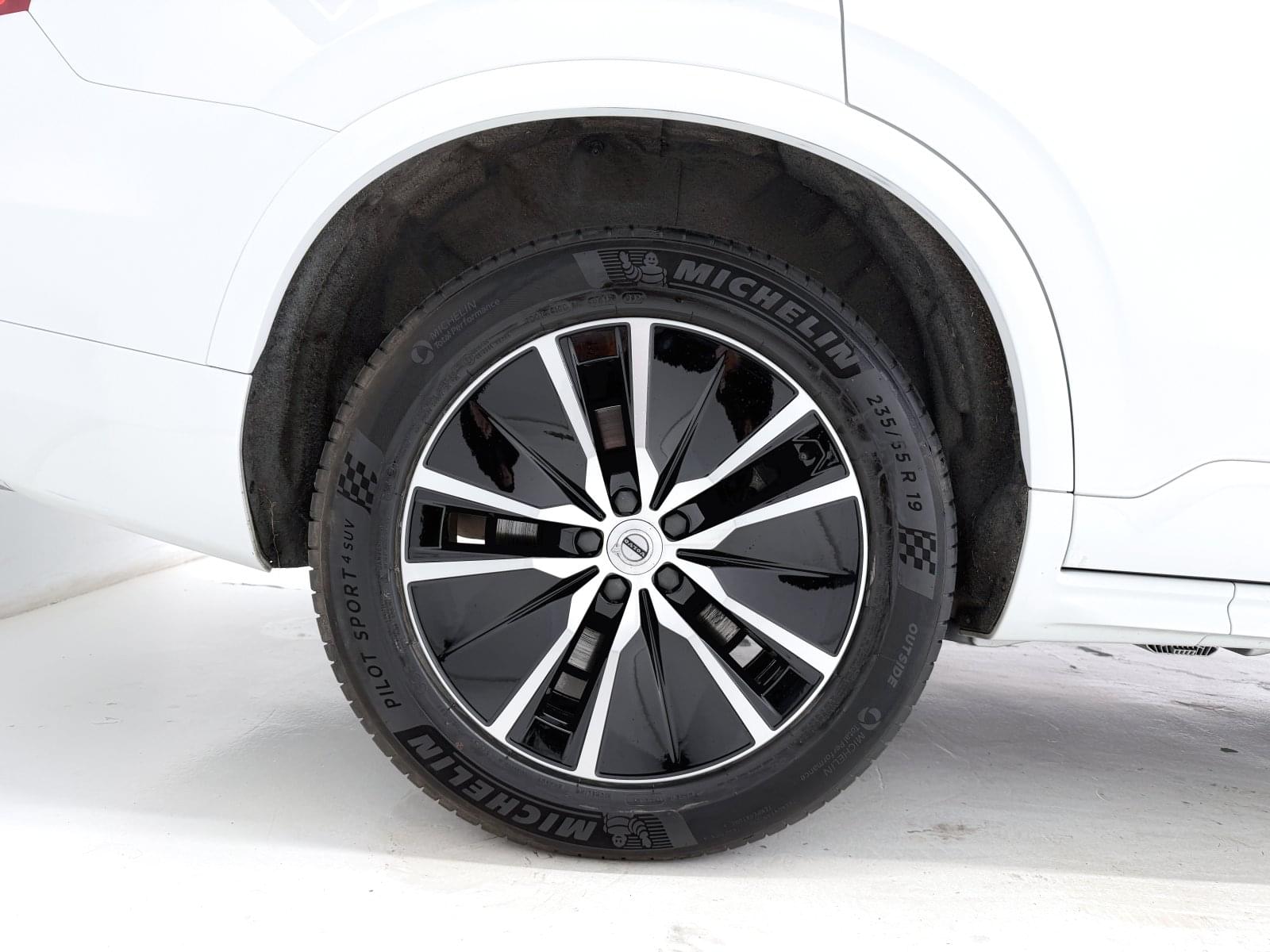 VOLVO XC90 2.0 B5 G AWD MOMENTUM AUTO 250CV 24 