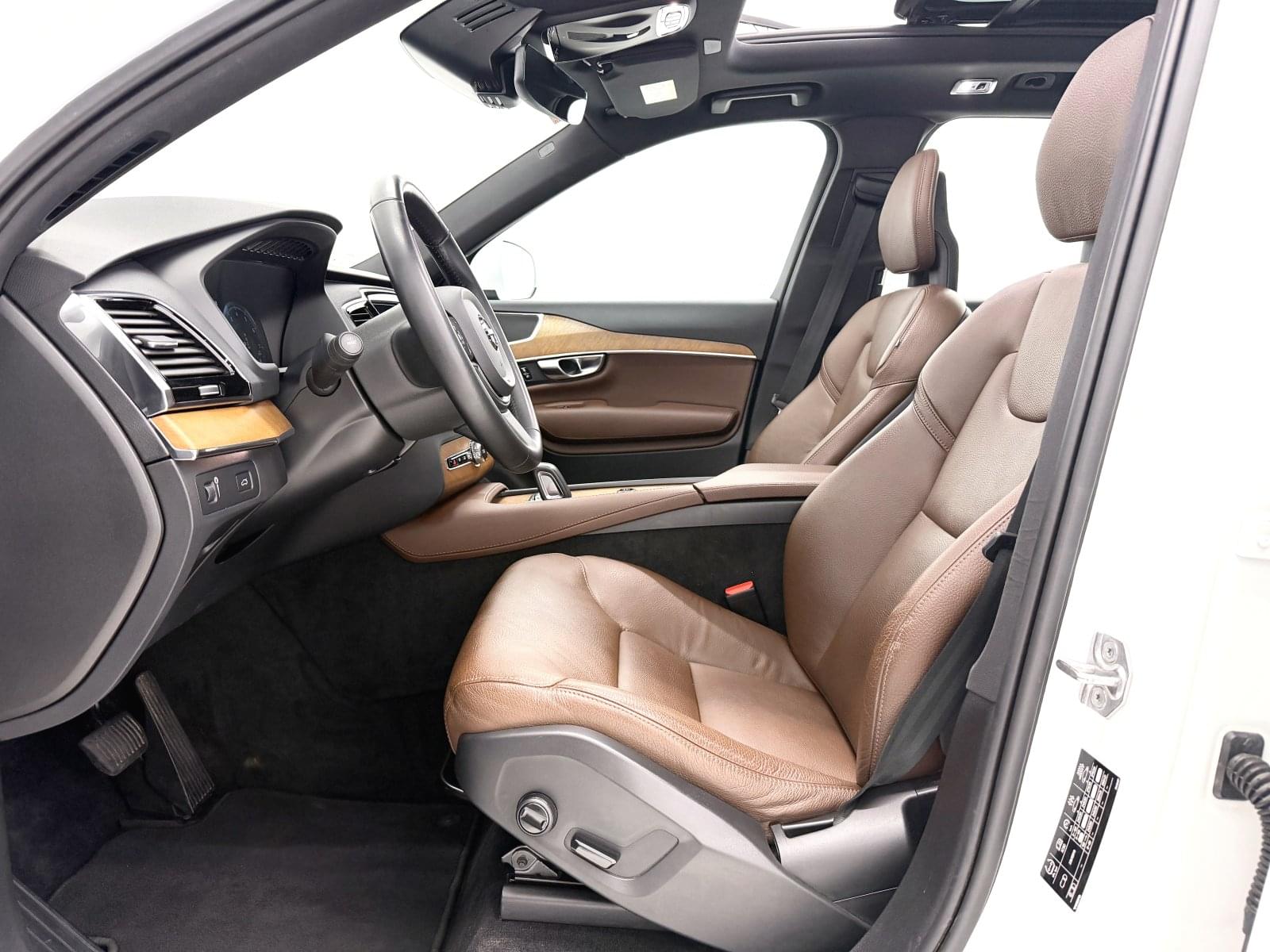 VOLVO XC90 2.0 B5 G AWD MOMENTUM AUTO 250CV 26 