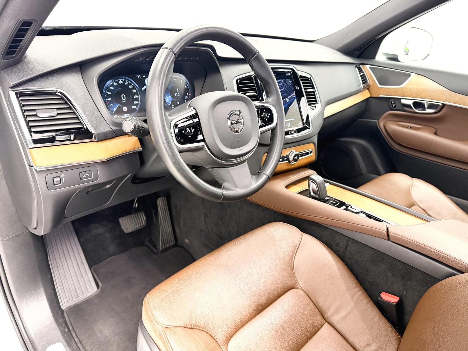 VOLVO XC90 2.0 B5 G AWD MOMENTUM AUTO 250CV 28 