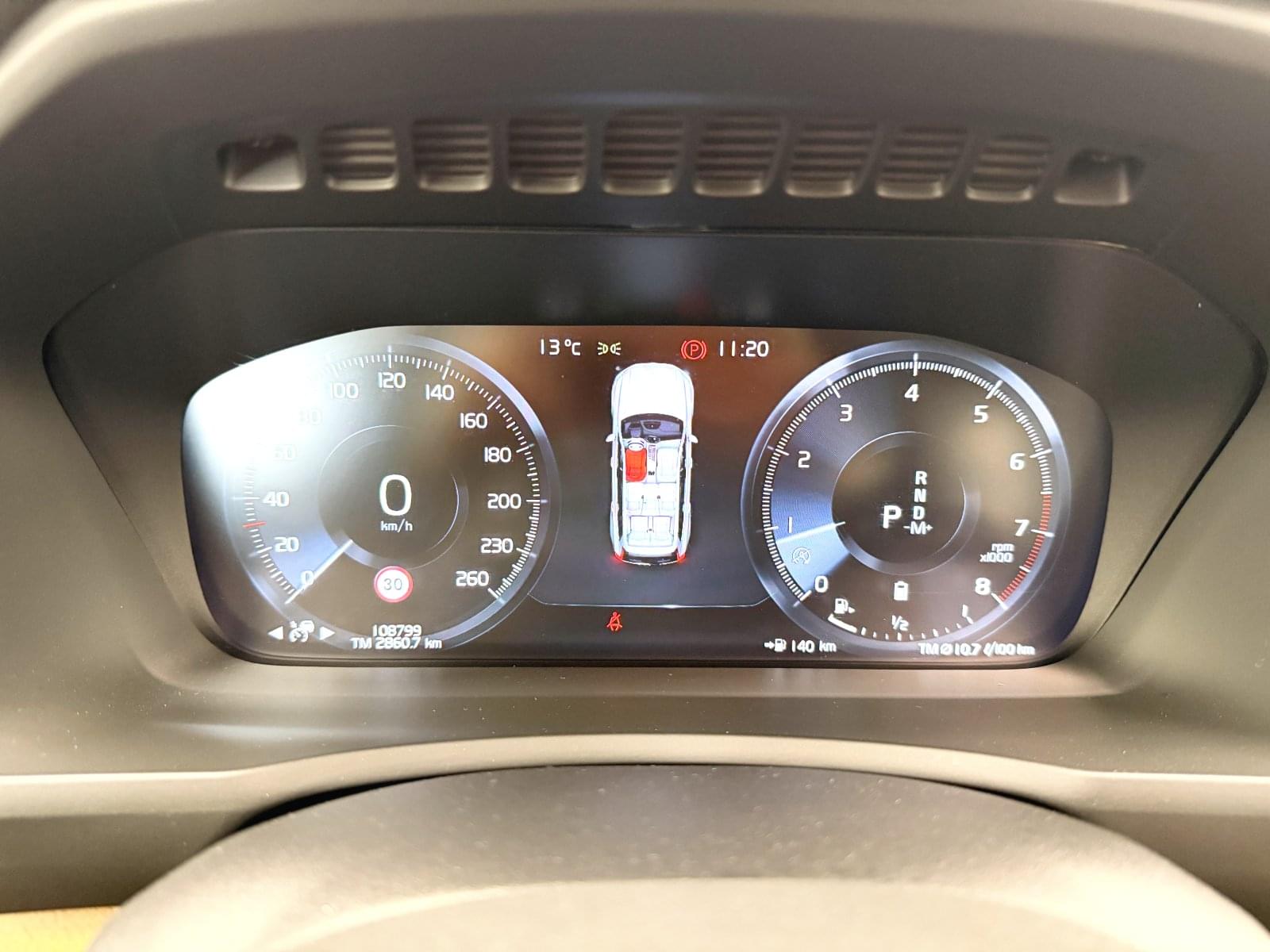 VOLVO XC90 2.0 B5 G AWD MOMENTUM AUTO 250CV 33 