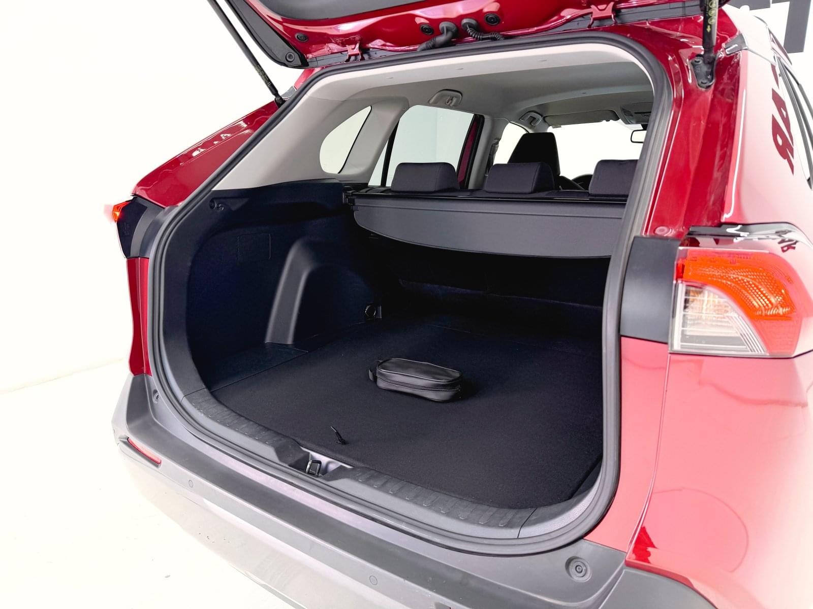 TOYOTA RAV4 2.5L 220H ADVANCE 218CV 15 