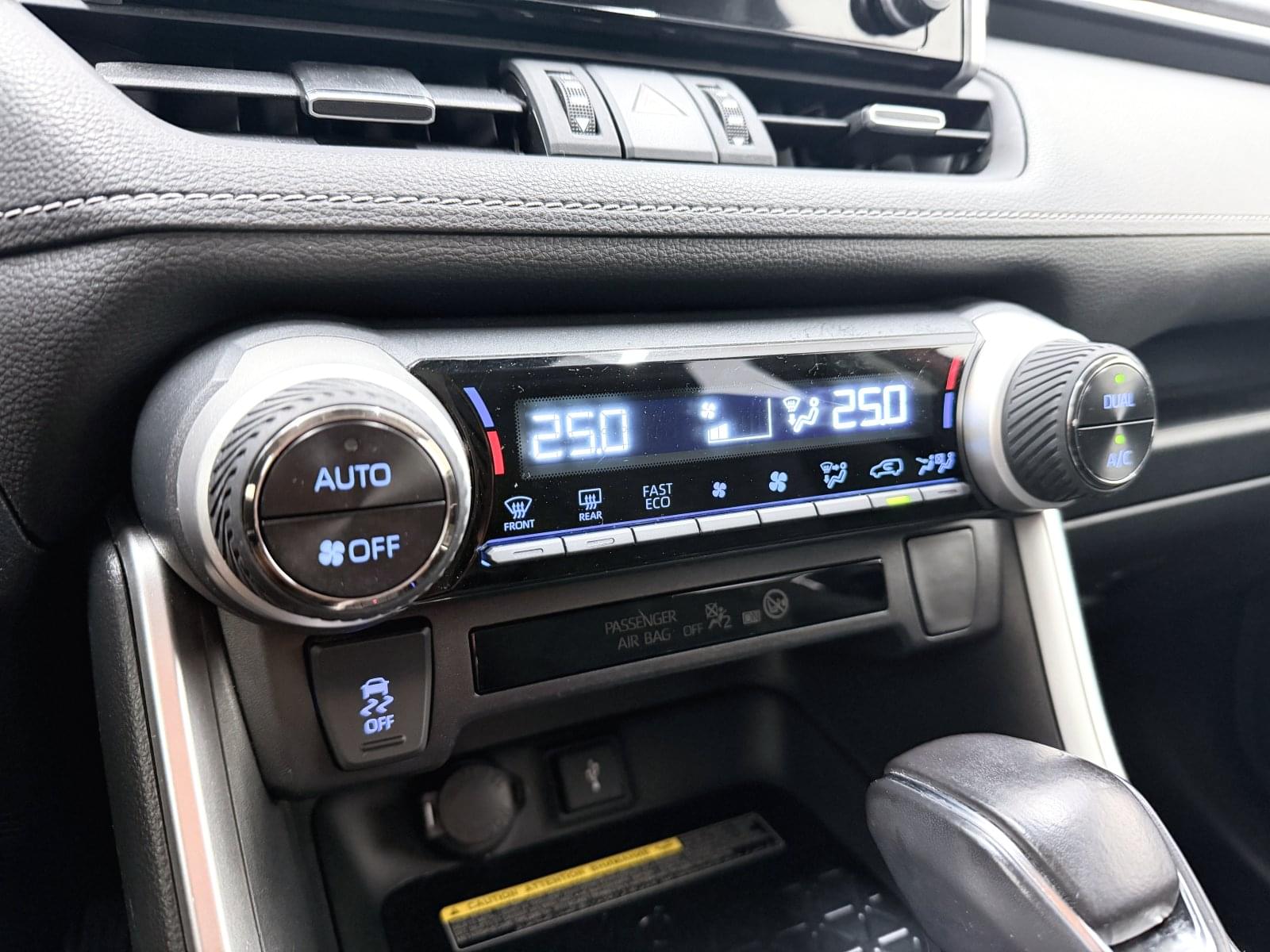 TOYOTA RAV4 2.5L 220H ADVANCE 218CV 33 