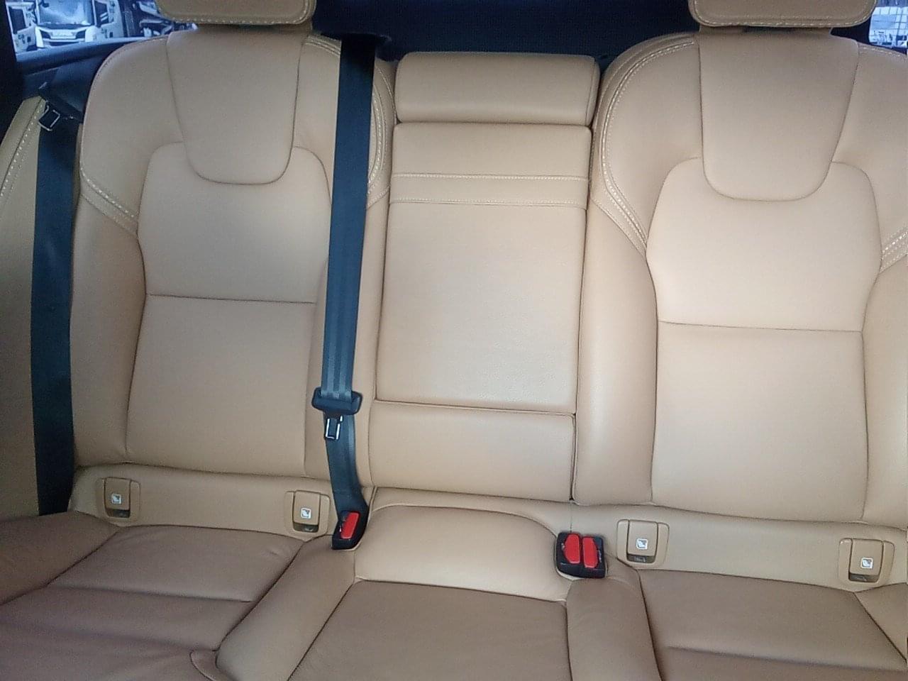 VOLVO V90 CROSS COUNTRY 2.0 D4 AWD AUTO 11 