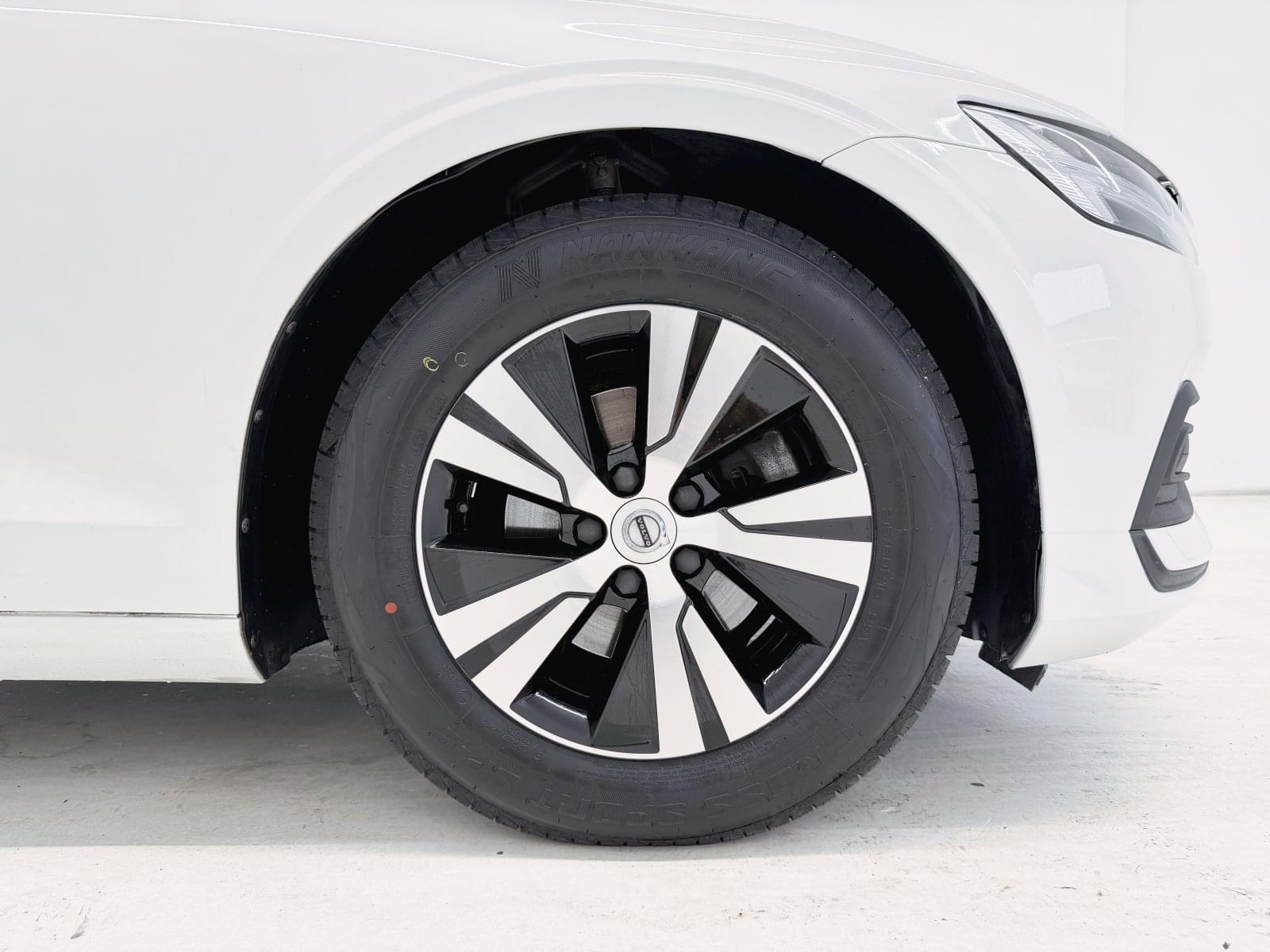 VOLVO V60 2.0 D3 150CV 19 