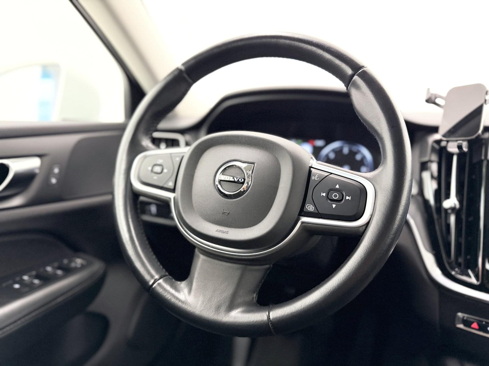 VOLVO V60 2.0 D3 150CV 27 