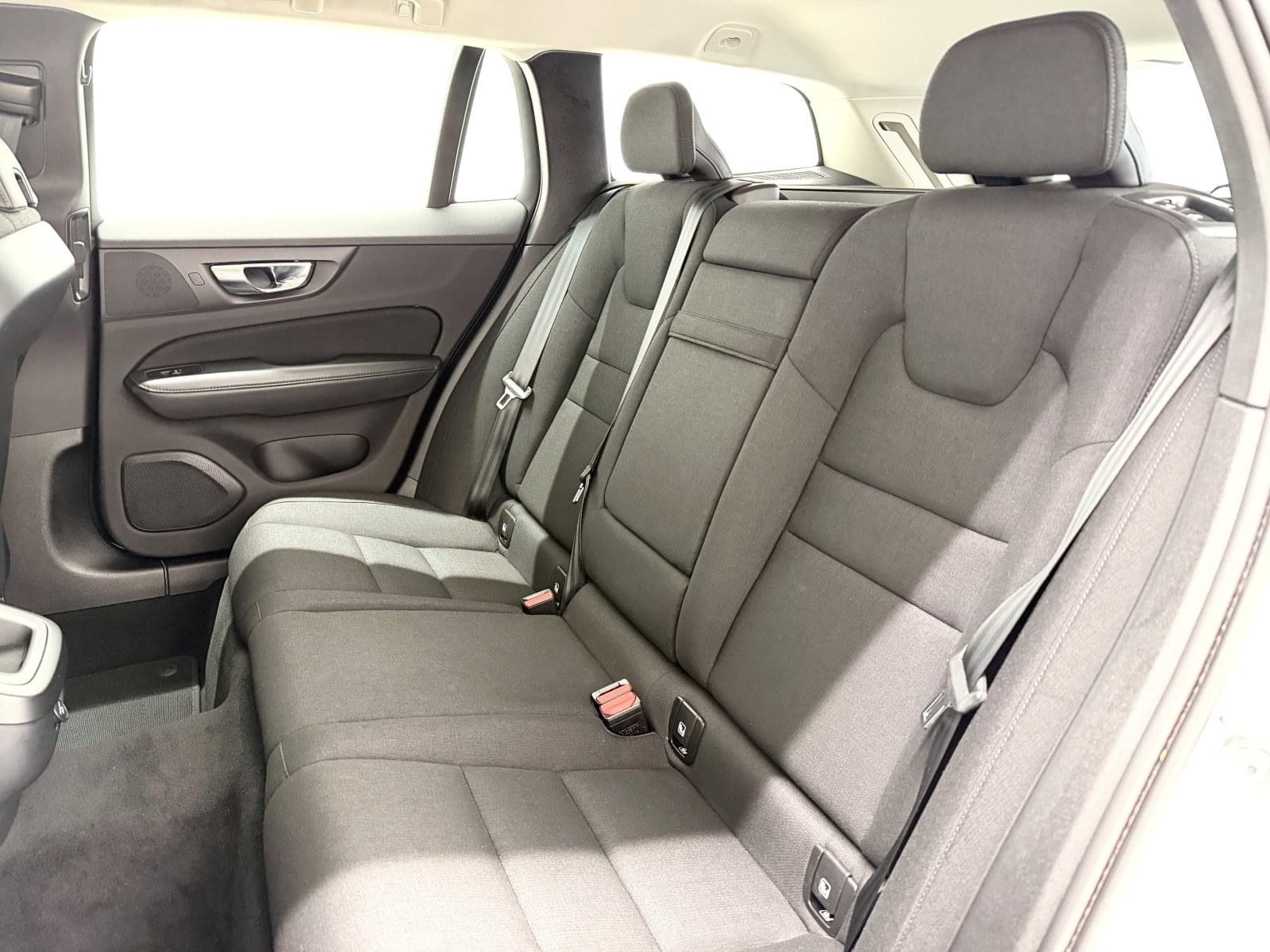 VOLVO V60 2.0 D3 150CV 41 