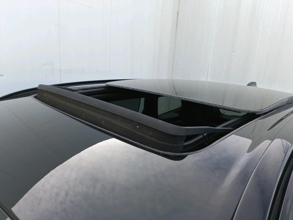 VOLVO XC60 2.0 T6 AWD RECHARGE R-DESIG 340CV AUTO 5 