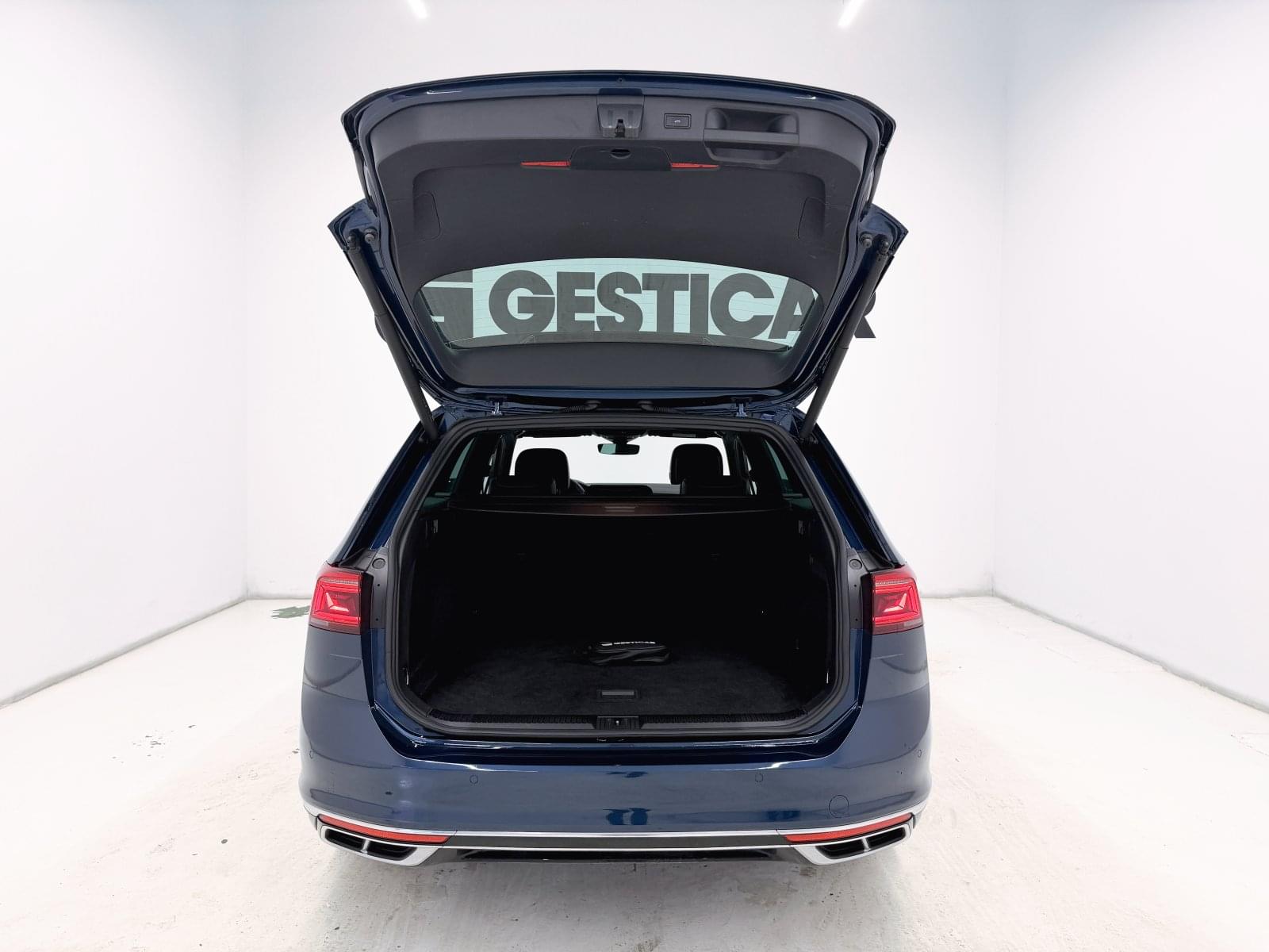 VOLKSWAGEN PASSAT VARIANT R-LINE 2.0 TSI 190CV DSG 14 