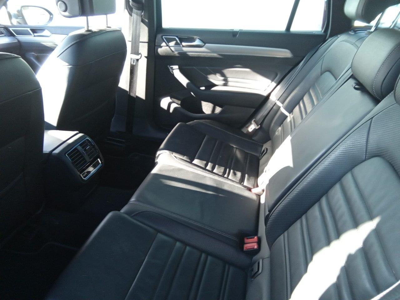 VOLKSWAGEN PASSAT VARIANT R-LINE 2.0 TSI 190CV DSG 9 