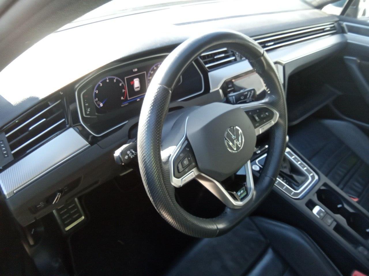 VOLKSWAGEN PASSAT VARIANT R-LINE 2.0 TSI 190CV DSG 5 