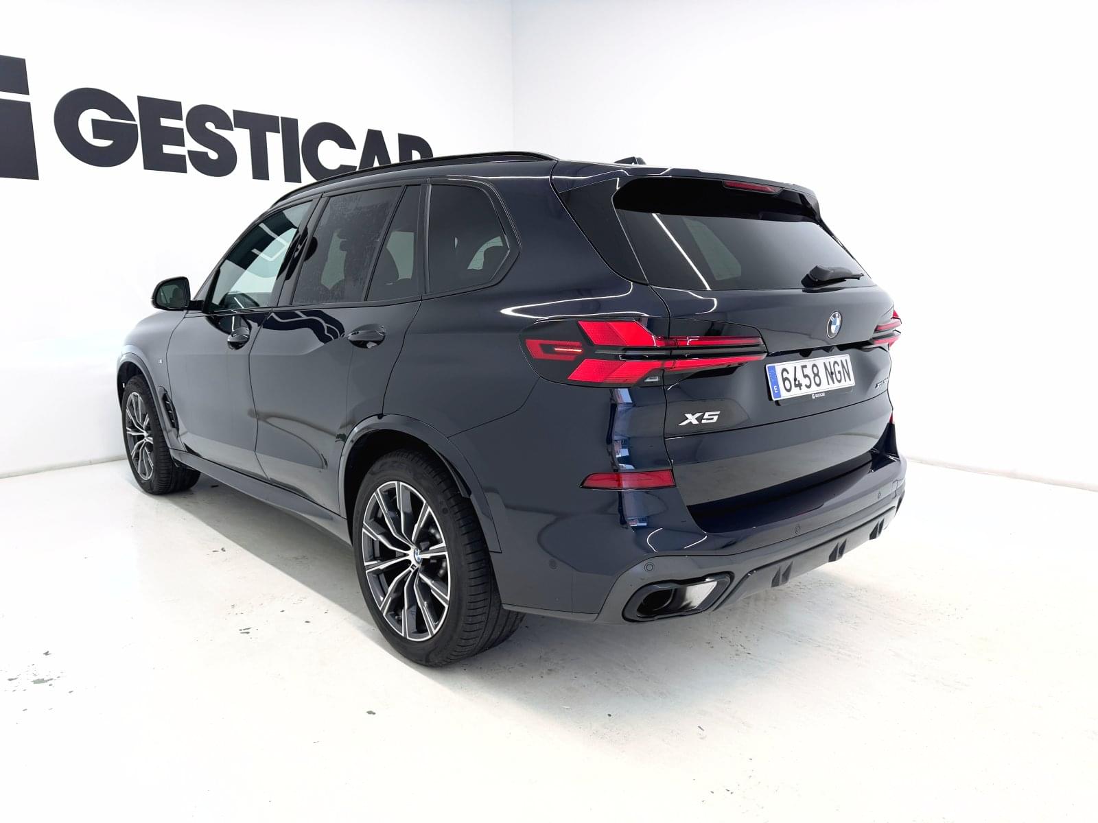 BMW X5 X DRIVE  30D 298 cv 11 