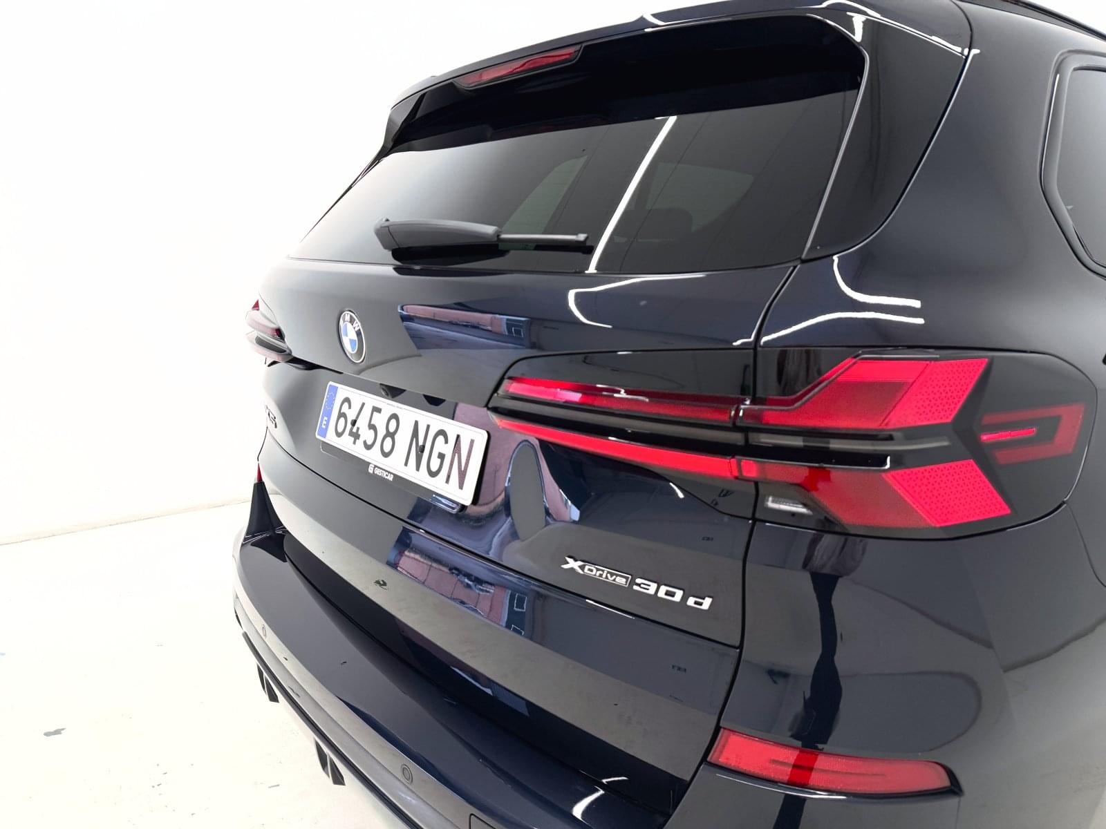 BMW X5 X DRIVE  30D 298 cv 18 