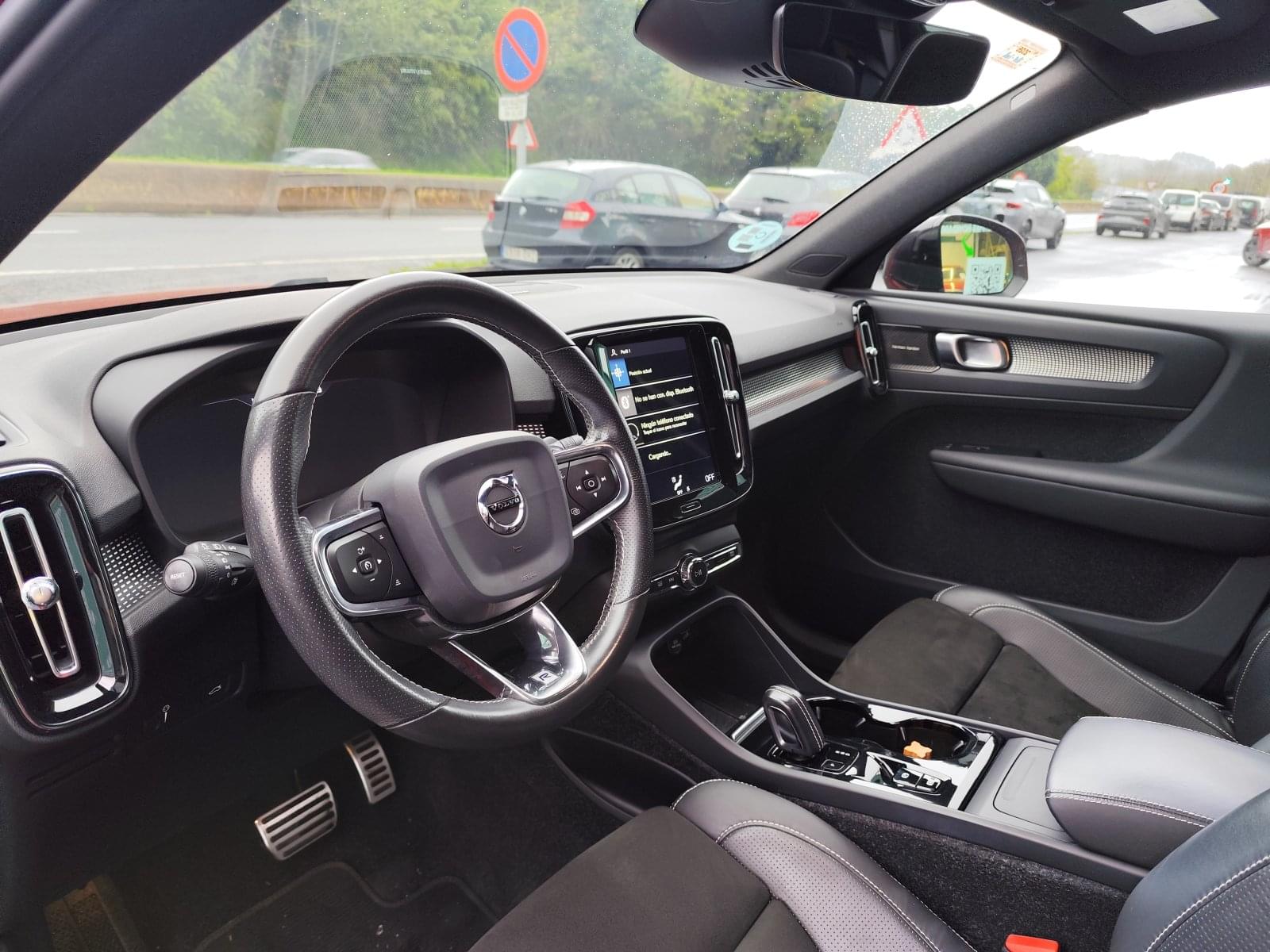 VOLVO XC40 T4 RDESIGN 2.0 190CV 7 