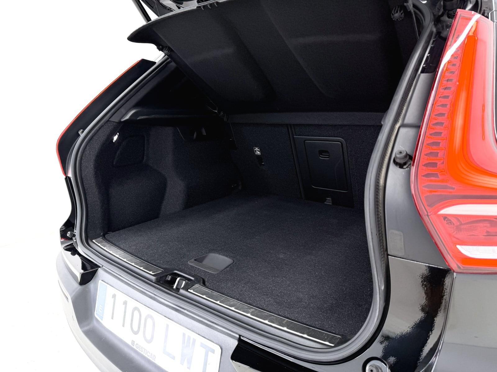 VOLVO XC40 1.5 T4 TWIN RECHARGE INSCRIPT. AUT 210CV 16 