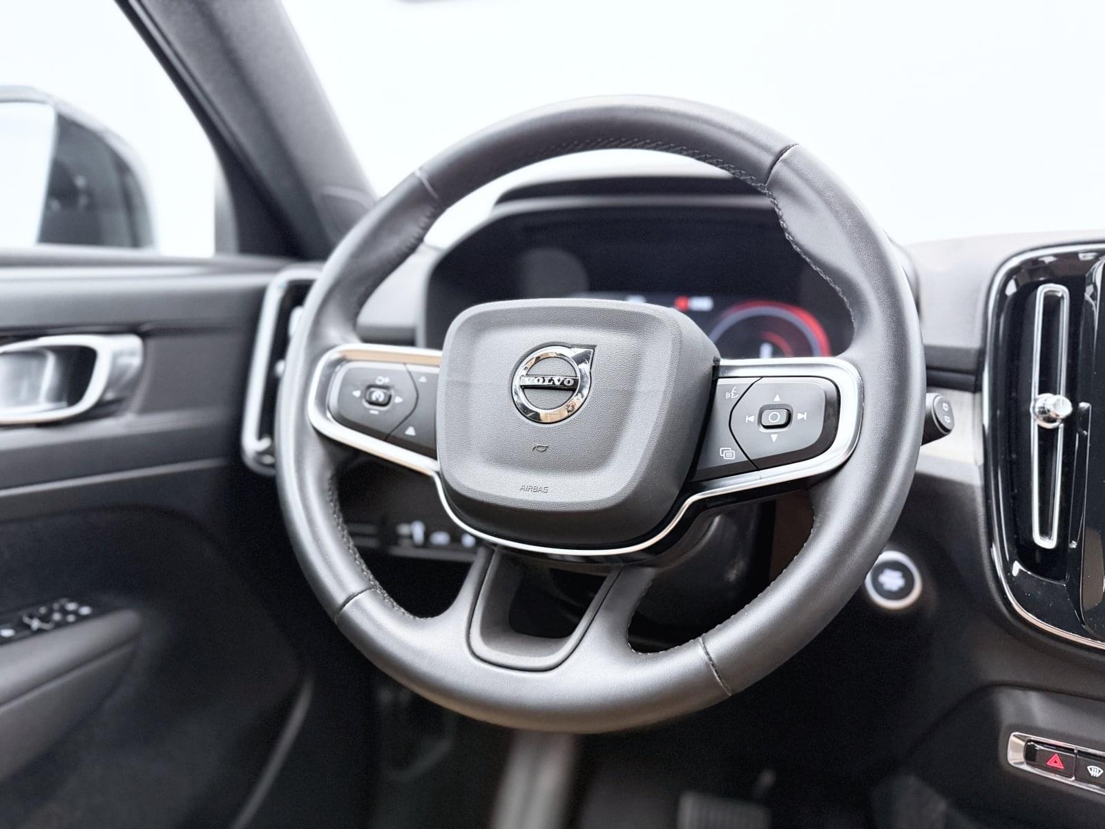 VOLVO XC40 1.5 T4 TWIN RECHARGE INSCRIPT. AUT 210CV 28 