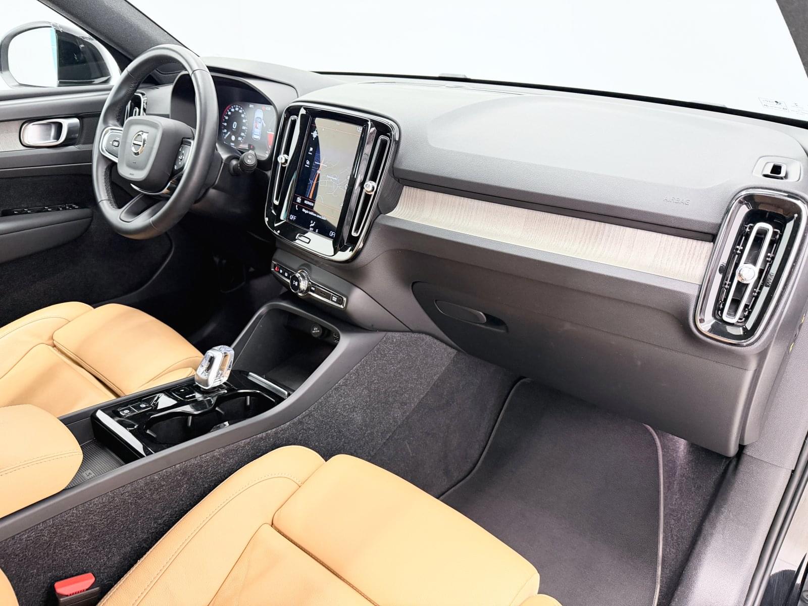 VOLVO XC40 1.5 T4 TWIN RECHARGE INSCRIPT. AUT 210CV 37 