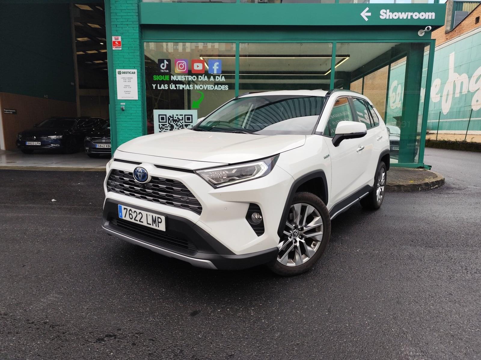 TOYOTA RAV4 2.5L 220H STYLE 2