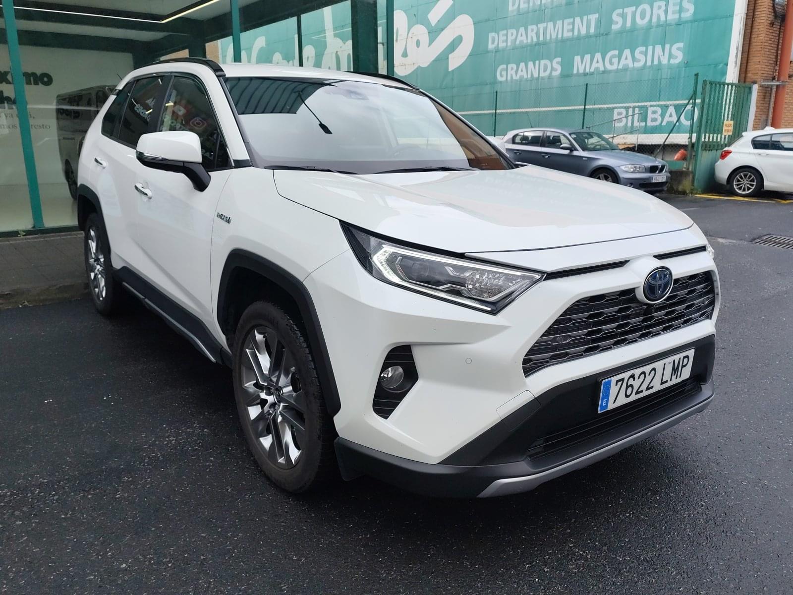 TOYOTA RAV4 2.5L 220H STYLE 5