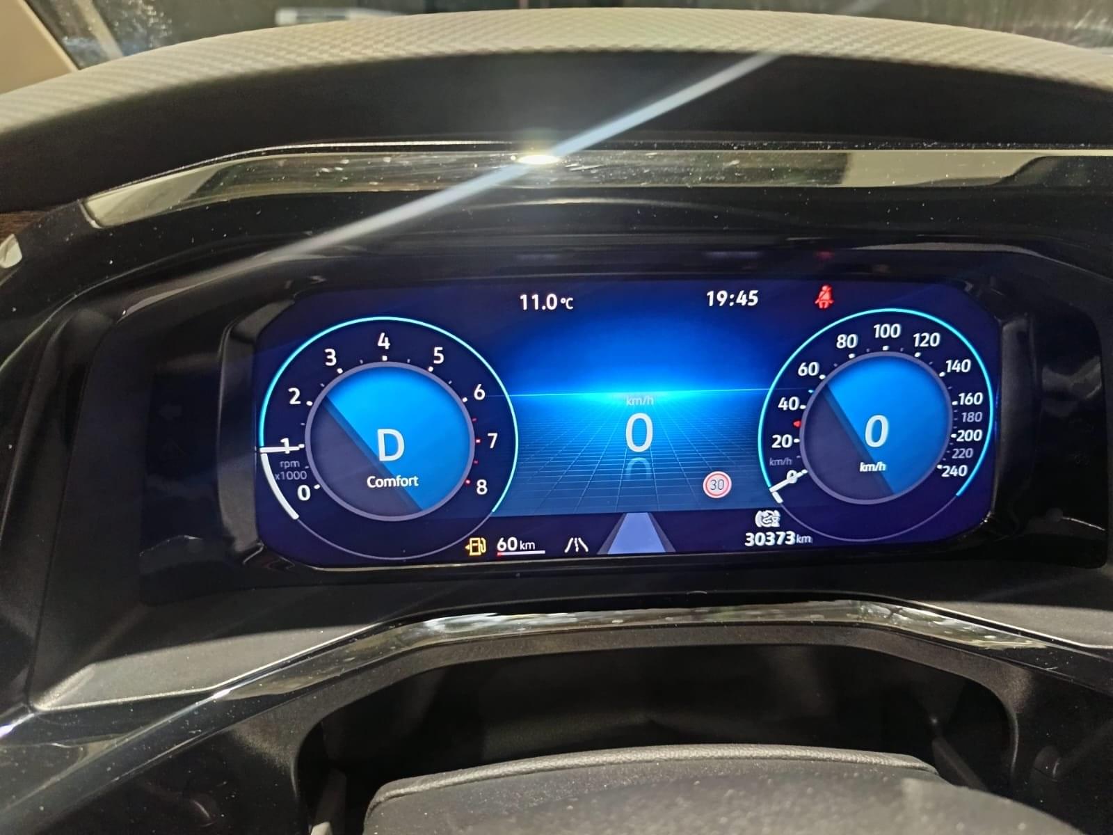 VOLKSWAGEN MULTIVAN 2.0 TSI 204CV Life DSG Larga 13