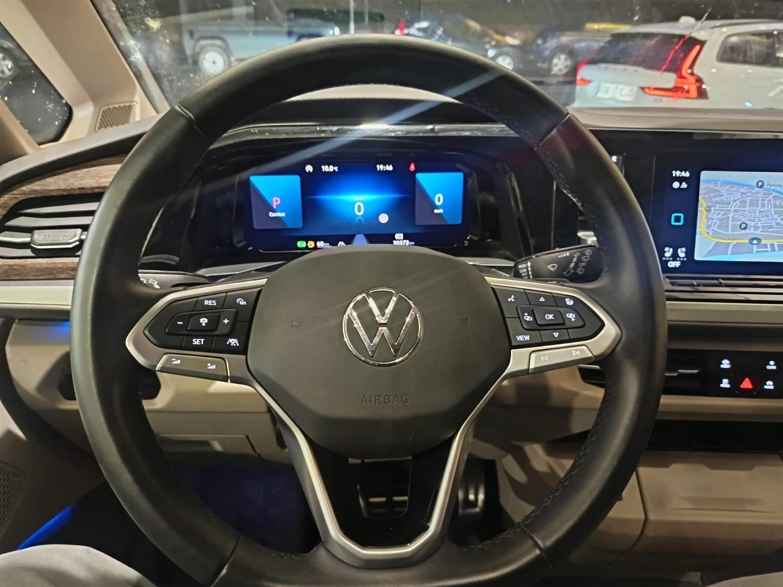 VOLKSWAGEN MULTIVAN 2.0 TSI 204CV Life DSG Larga 10