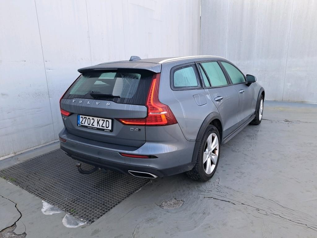VOLVO V60 CROSS COUNTRY 2.0 D4 AUTO AWD 190CV 3