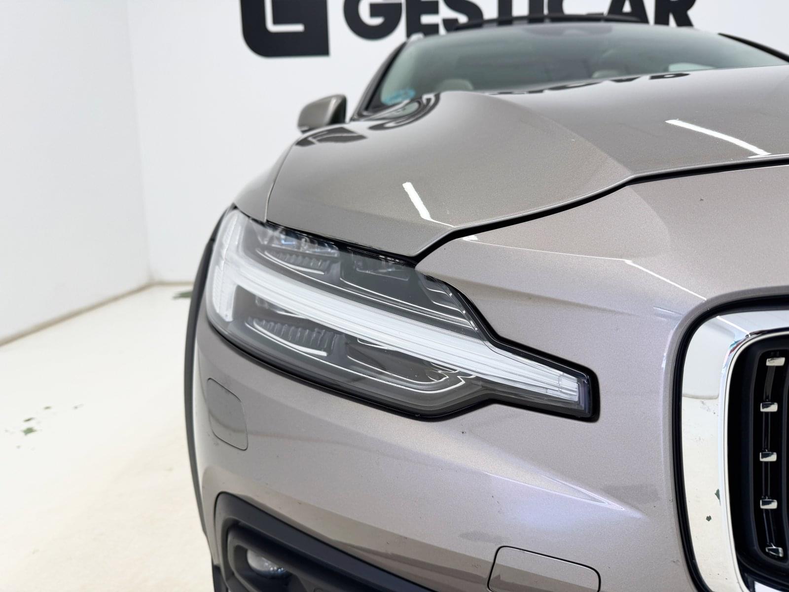 VOLVO V60 CROSS COUNTRY D4 AWD 190CV INSCRIPTION 3 