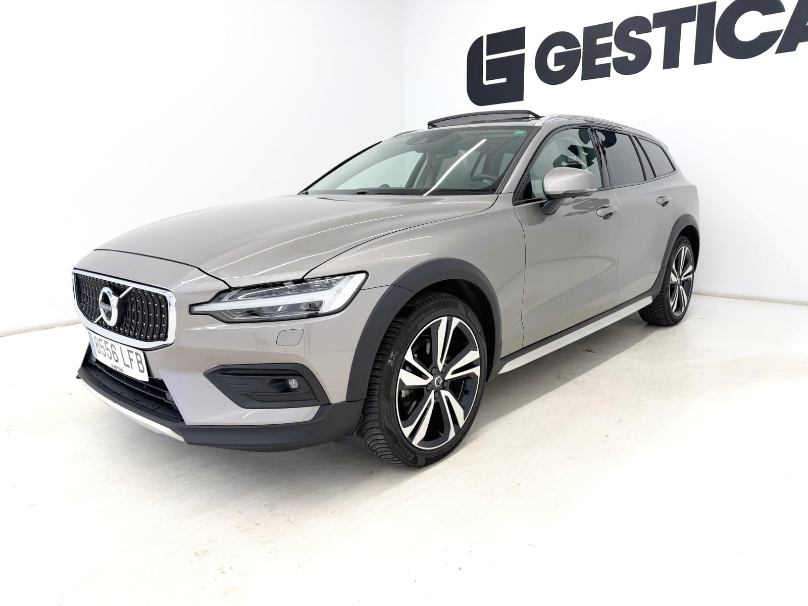 VOLVO V60 CROSS COUNTRY D4 AWD 190CV INSCRIPTION 8 