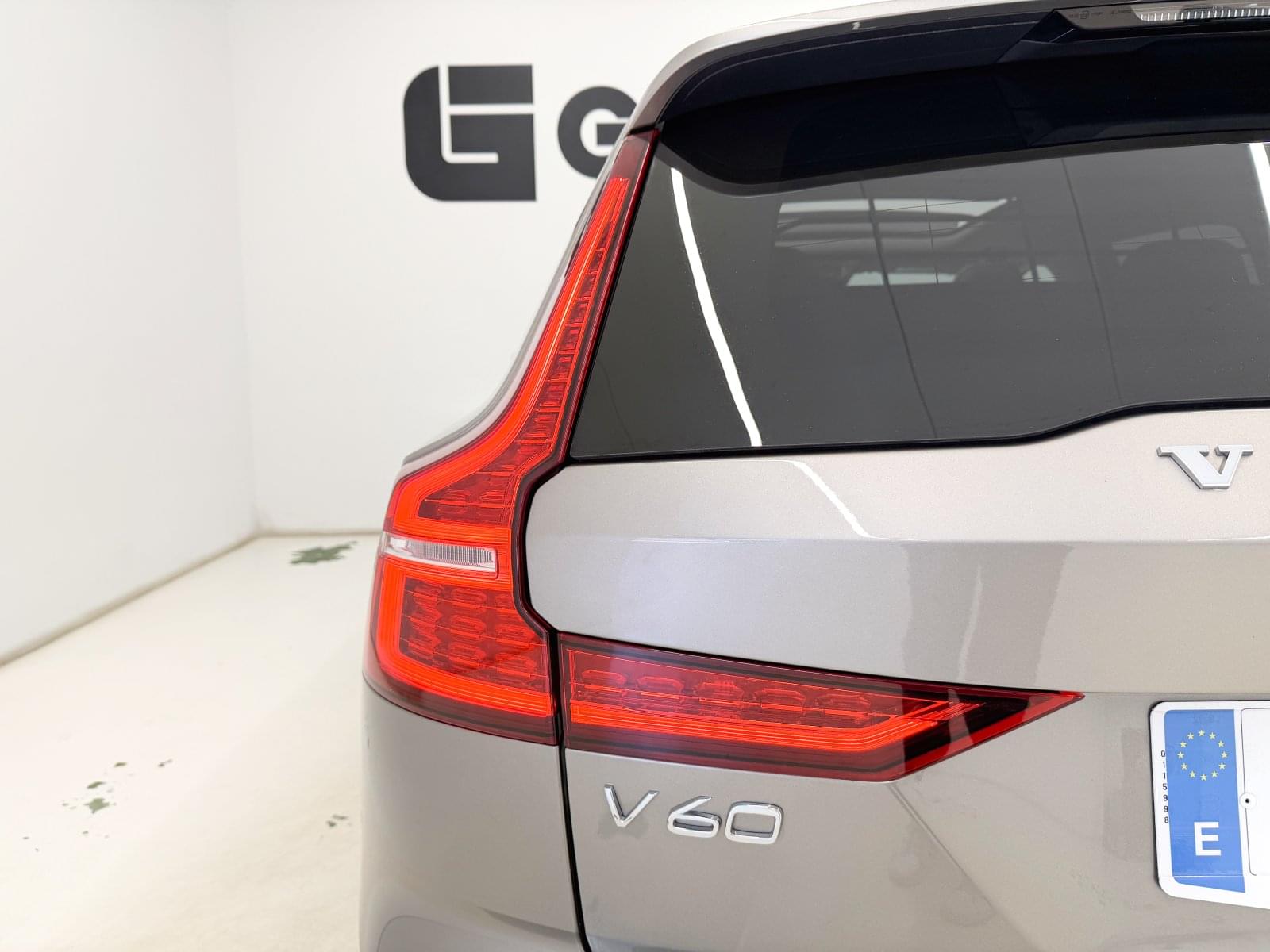 VOLVO V60 CROSS COUNTRY D4 AWD 190CV INSCRIPTION 11 