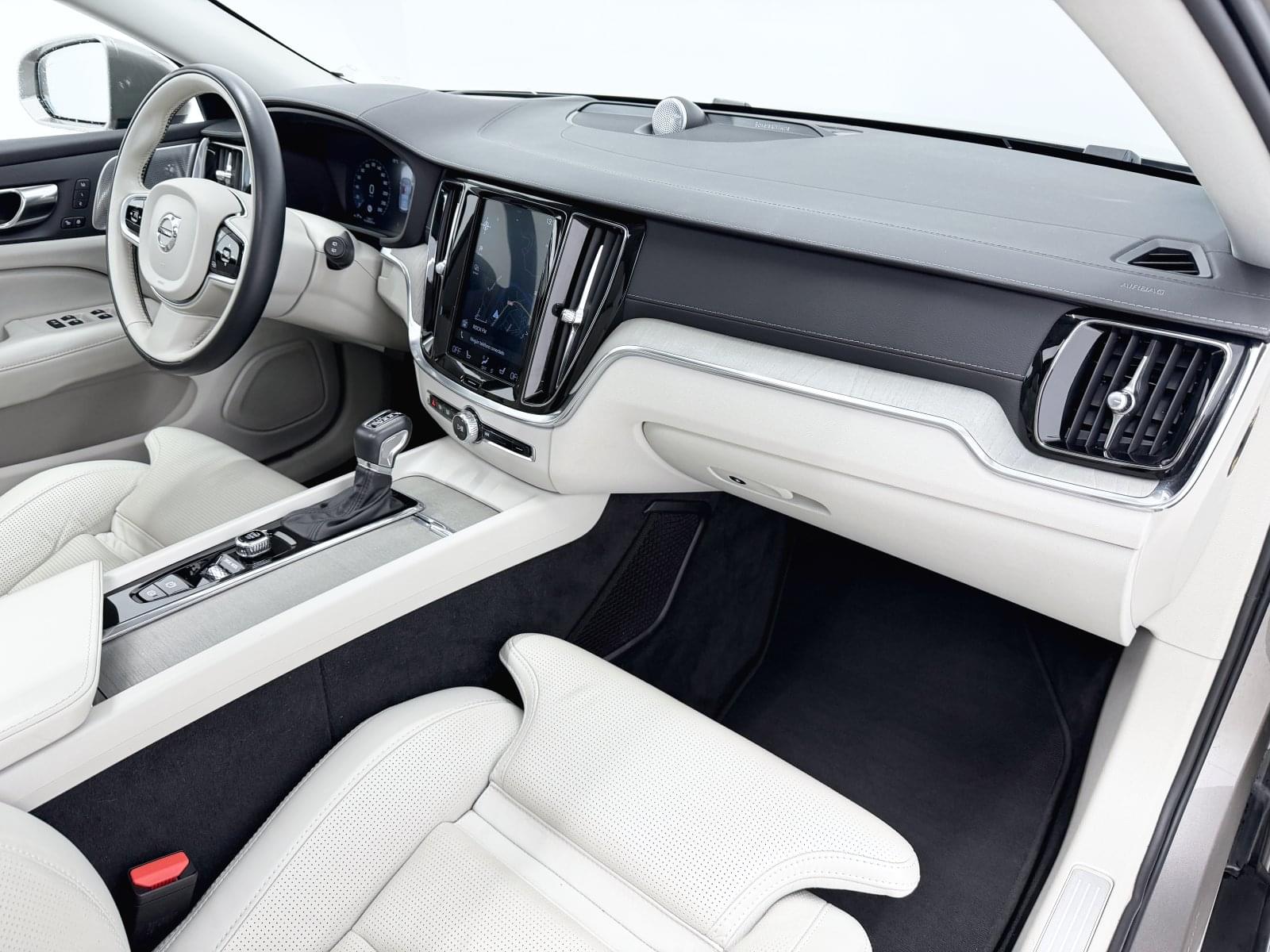 VOLVO V60 CROSS COUNTRY D4 AWD 190CV INSCRIPTION 40 