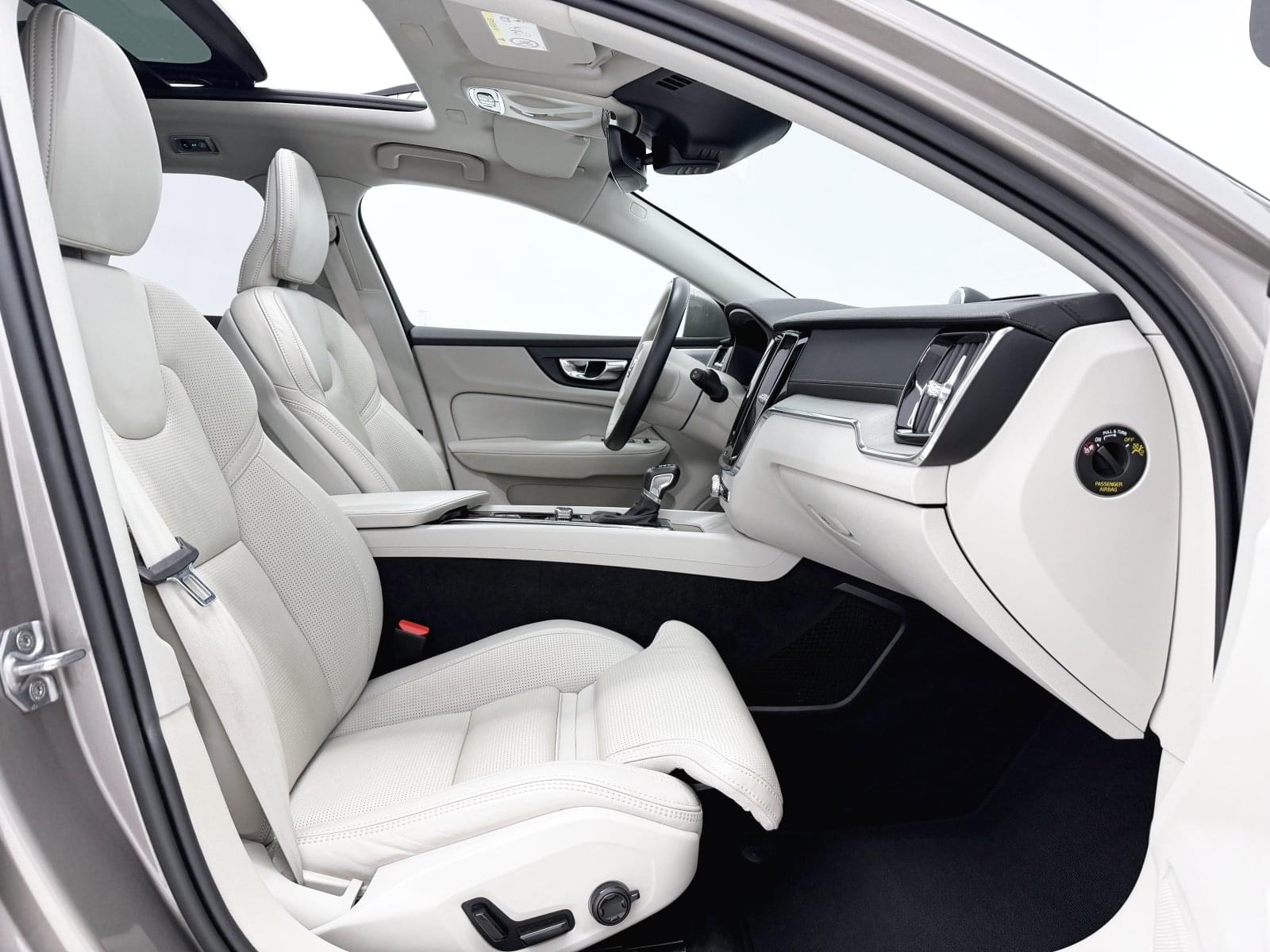 VOLVO V60 CROSS COUNTRY D4 AWD 190CV INSCRIPTION 41 