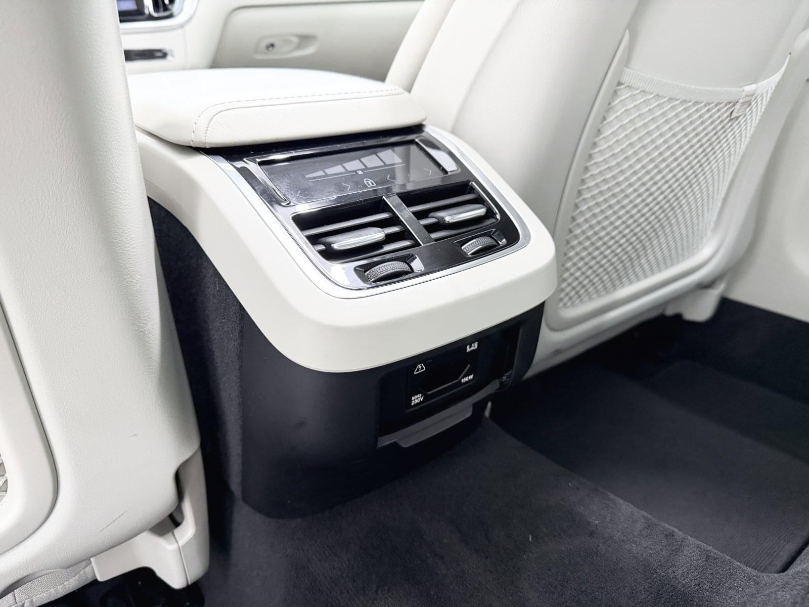 VOLVO V60 CROSS COUNTRY D4 AWD 190CV INSCRIPTION 44 