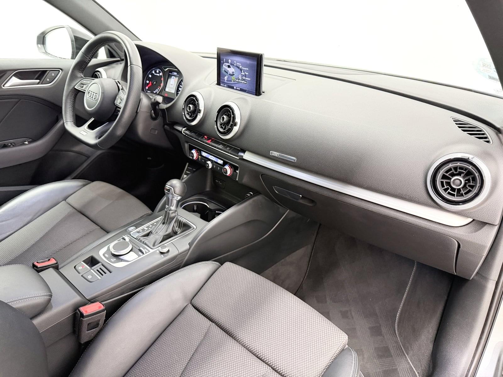 AUDI A3 SPORTBACK S LINE 35 TFSI 150CV STRONIC 39