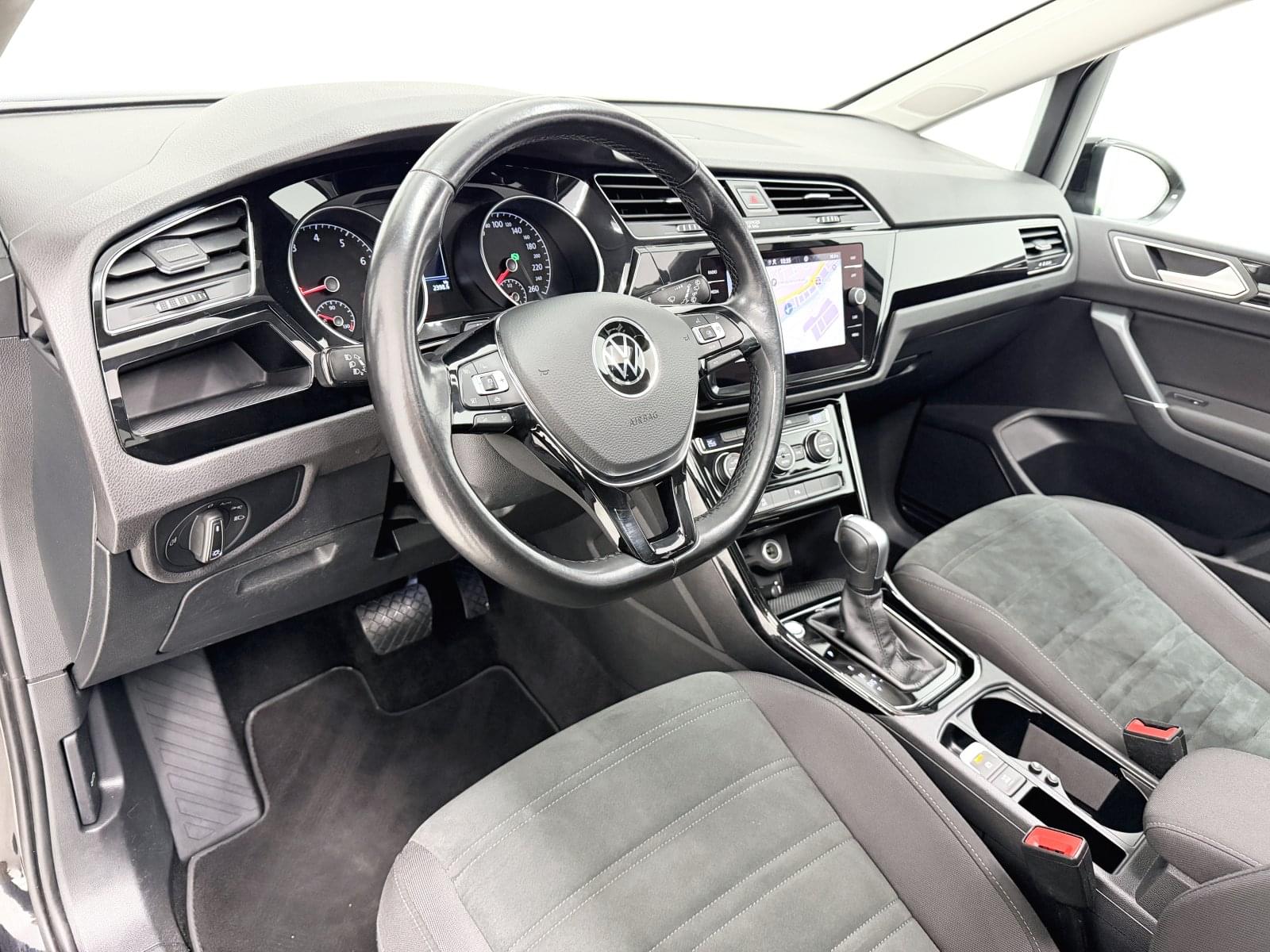 VOLKSWAGEN TOURAN 1.5TSI 150CV RLINE DSG 26