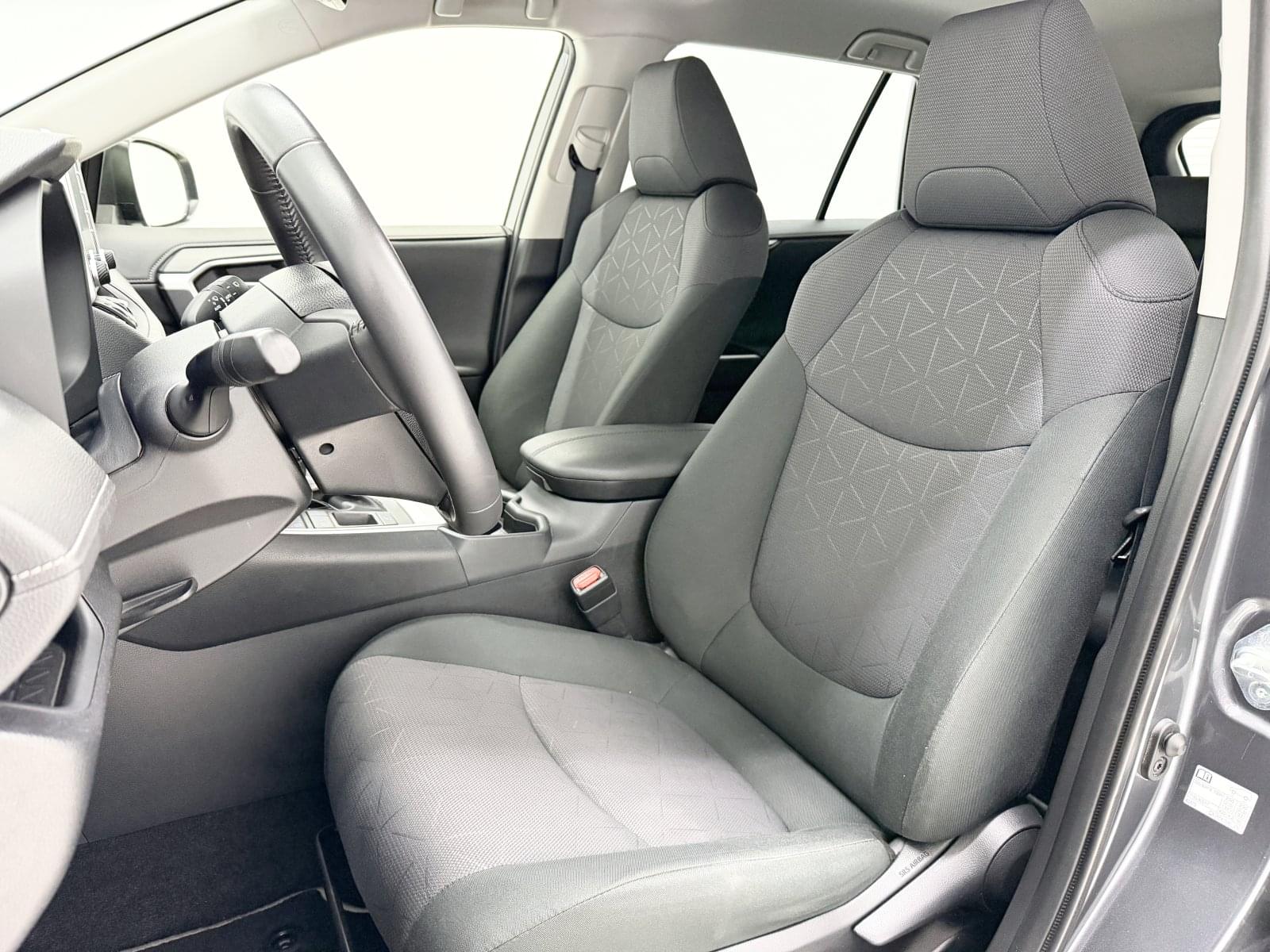 TOYOTA RAV4 2.5L 220H ADVANCE 218CV 23 