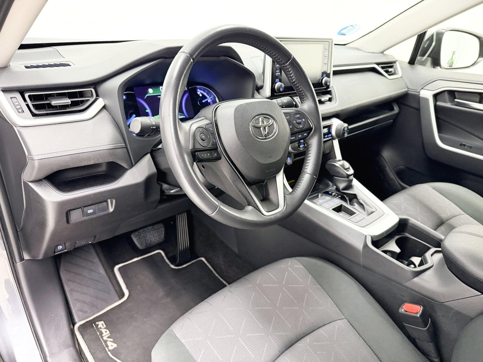 TOYOTA RAV4 2.5L 220H ADVANCE 218CV 25 
