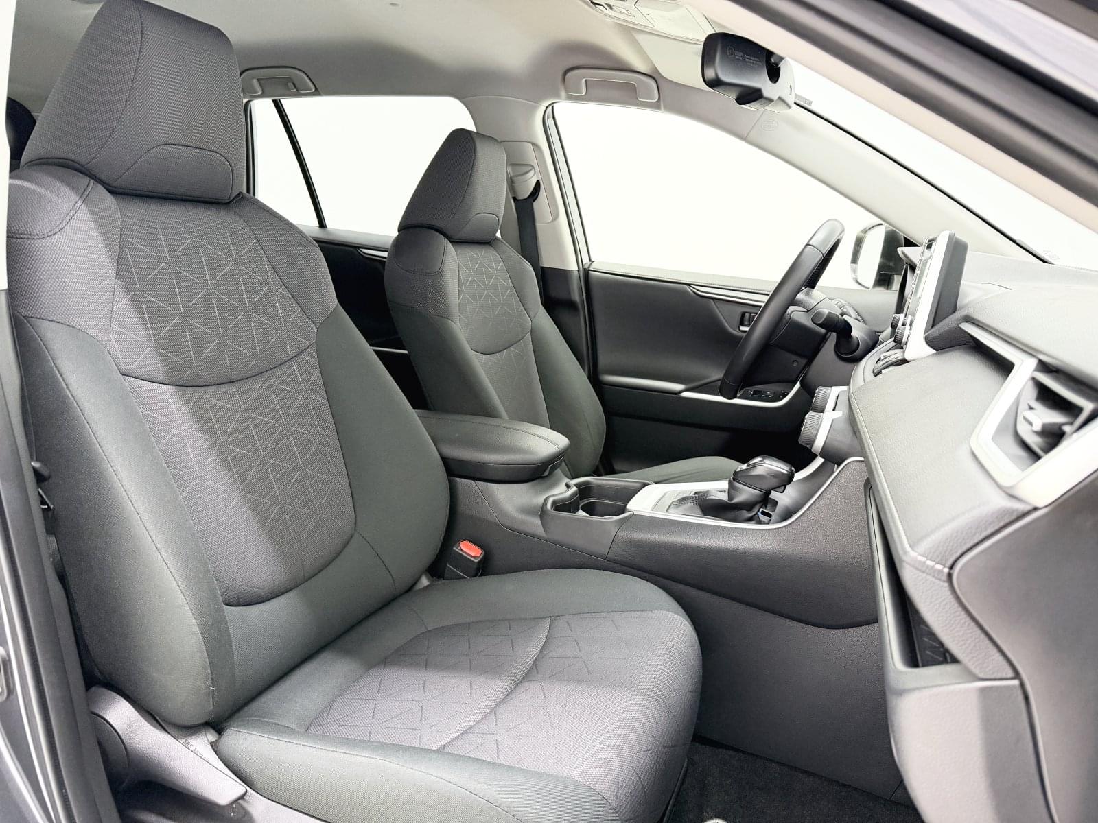 TOYOTA RAV4 2.5L 220H ADVANCE 218CV 39 