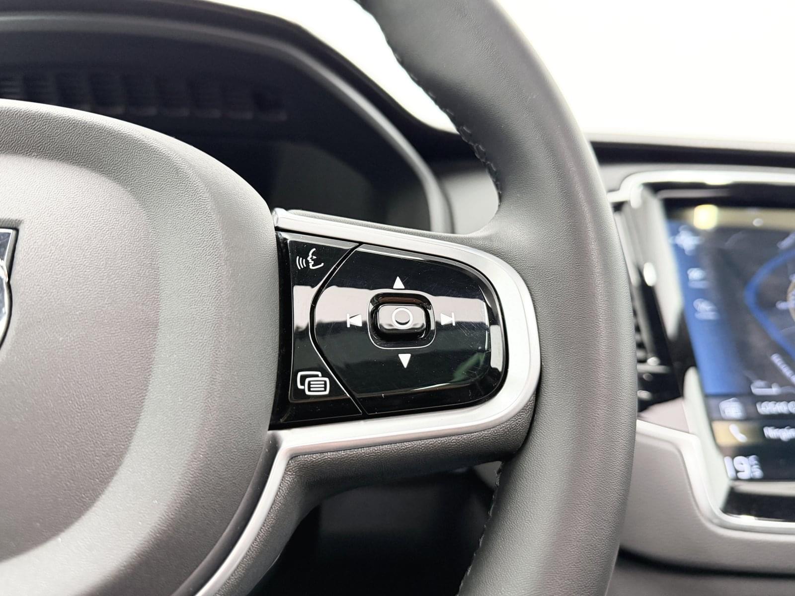 VOLVO XC90 2.0 T8 AWD RECHARGE R-DESIGN AUTO  455CV 32 